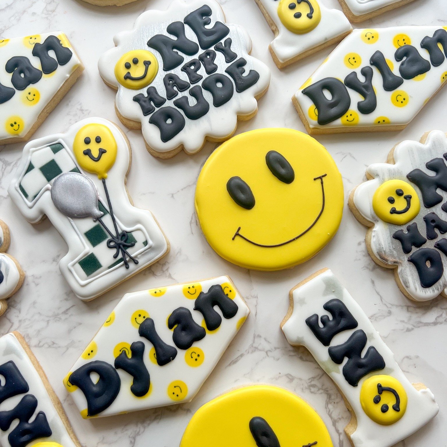 😎 One Happy Dude Turns ONE! 😎
This bright and playful cookie set was made to celebrate the coolest little guy around! ☀️💙

Smiley faces, sunshine vibes, and groovy details made this &ldquo;One Happy Dude&rdquo; party extra sweet. 🍪✨

Here&rsquo;s