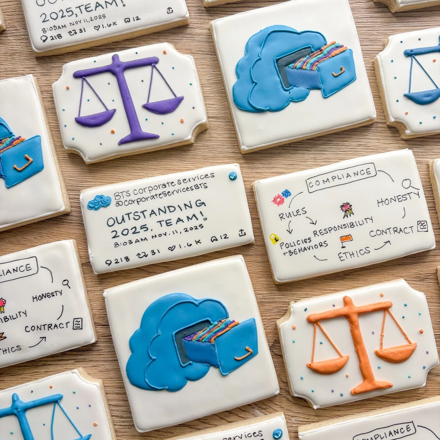 🎉🍪 Cheers to an amazing year! 🍪🎉
Celebrate your team&rsquo;s hard work and successes with custom cookies made just for your end-of-year party!

Hand-decorated designs

Perfect for dessert tables or gifts for colleagues

Add your company logo, tea