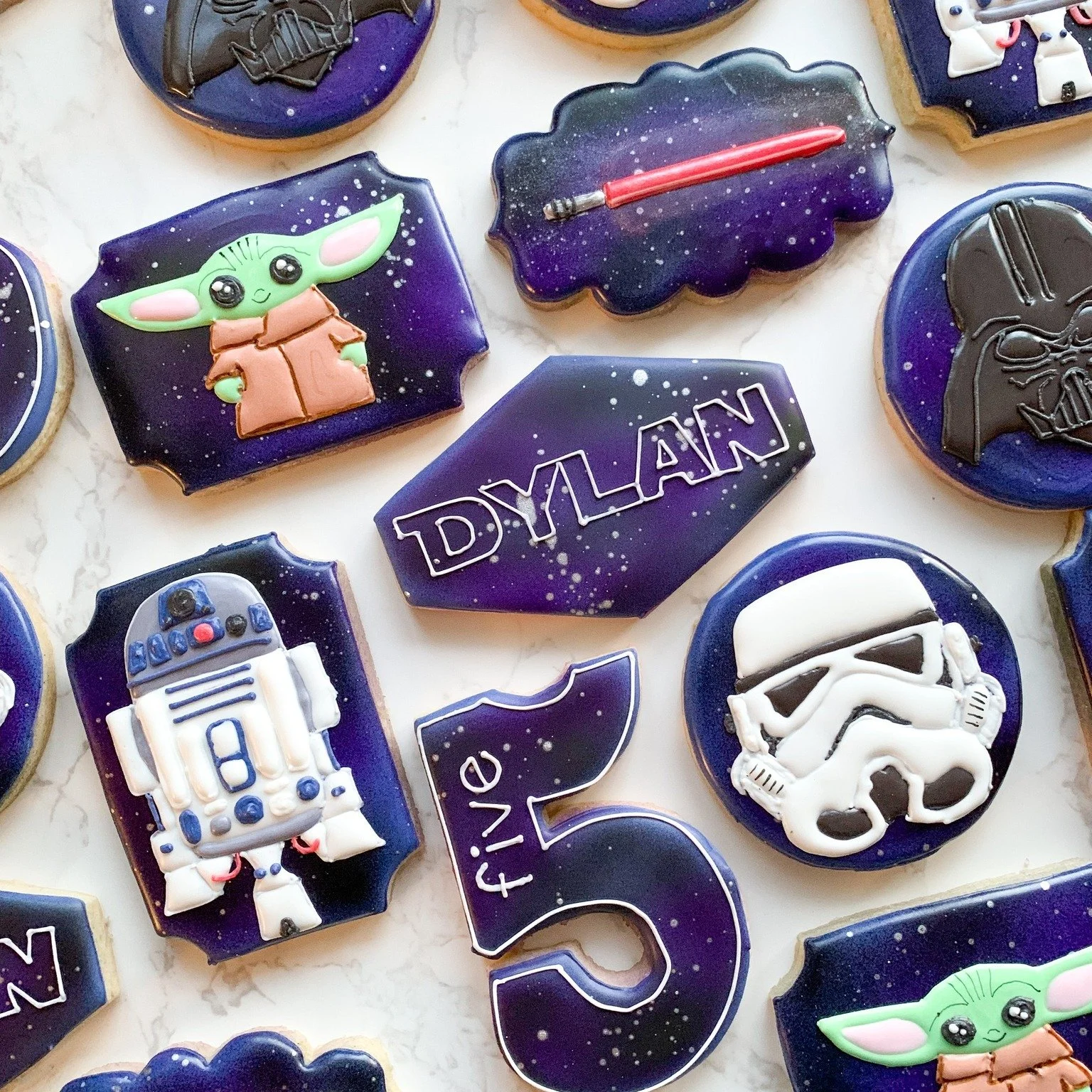 ✨ May the 4th Be With You ✨

Celebrating Star Wars Day the sweetest way possible 🚀🌌 These galactic cookies are out of this world!

From iconic characters to lightsabers and звезд-worthy details, each cookie is hand-decorated and ready to bring bala