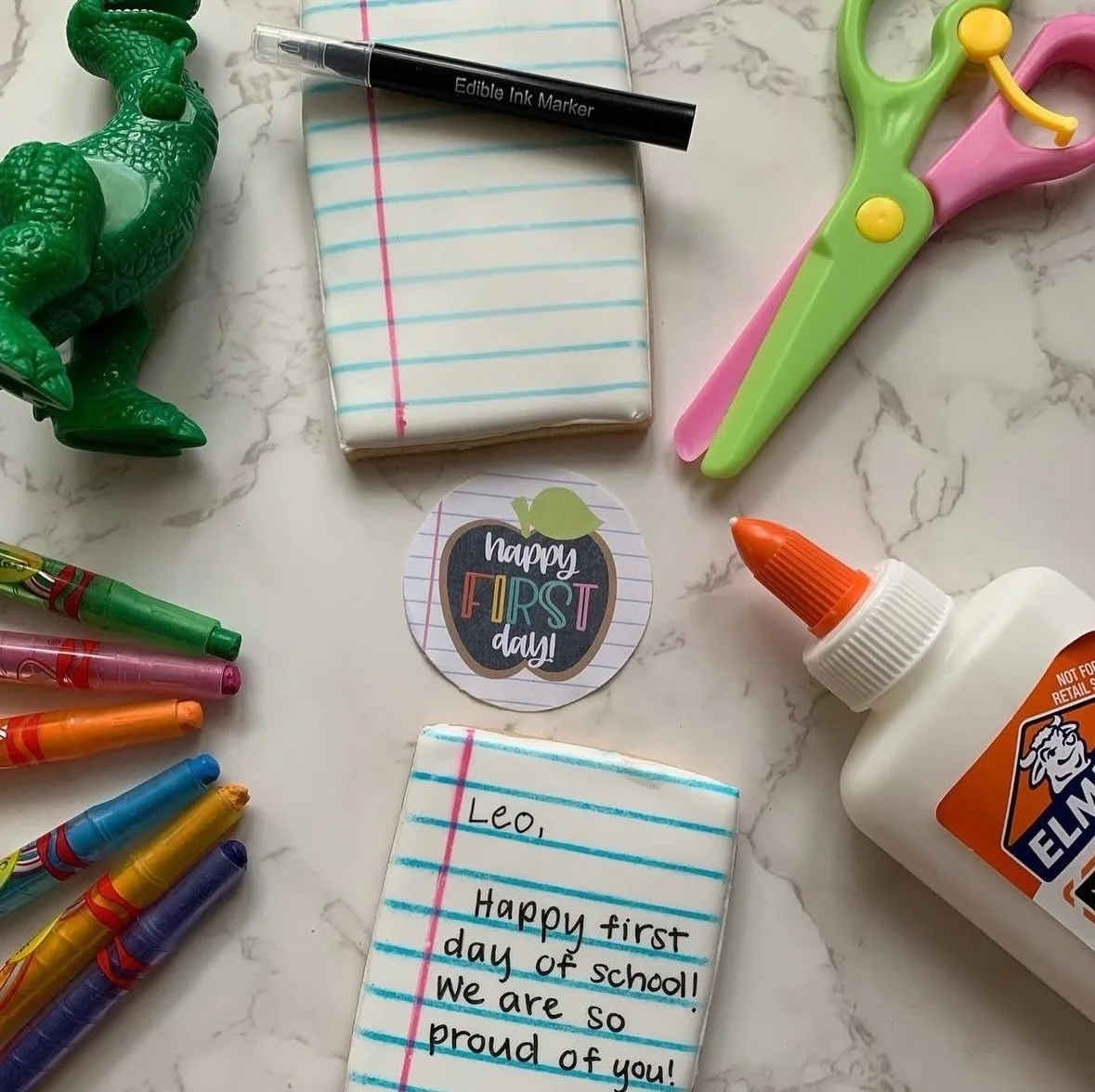 🍎 School is starting so let&rsquo;s make it a little sweeter- write a note to your favorite student or teacher for the first day ON A COOKIE! 
&bull;
VERY LIMITED QUANTITIES AVAILABLE!
&bull;
Link to order in my bio
&bull;
#Sweetsbymichelle #sweets 