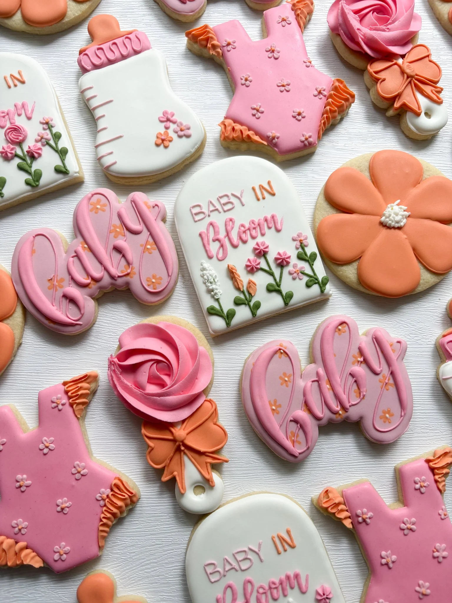 🌸🌼 A little one is about to bloom! 🌼🌸

These "Baby in Bloom" cookies are bursting with soft florals, sweet details, and all the springtime charm to celebrate a growing family. Whether you're hosting a baby shower or welcoming a little w