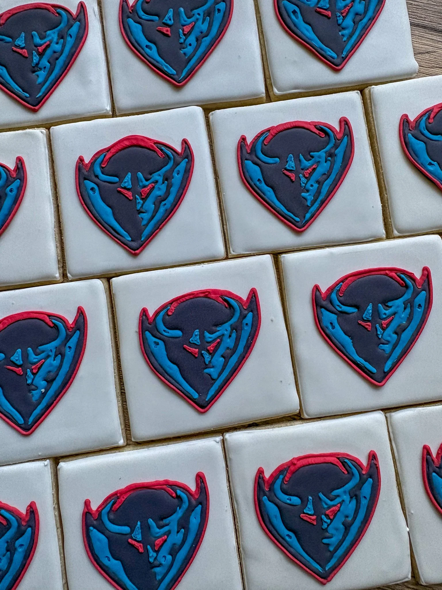 📚💙 A little DePaul pride for the boardroom! 💙📚

These custom DePaul University logo cookies were made especially for a board meeting&mdash;because even a serious meeting deserves a sweet treat! 🍪✨

Perfectly customized with the DePaul logo, thes