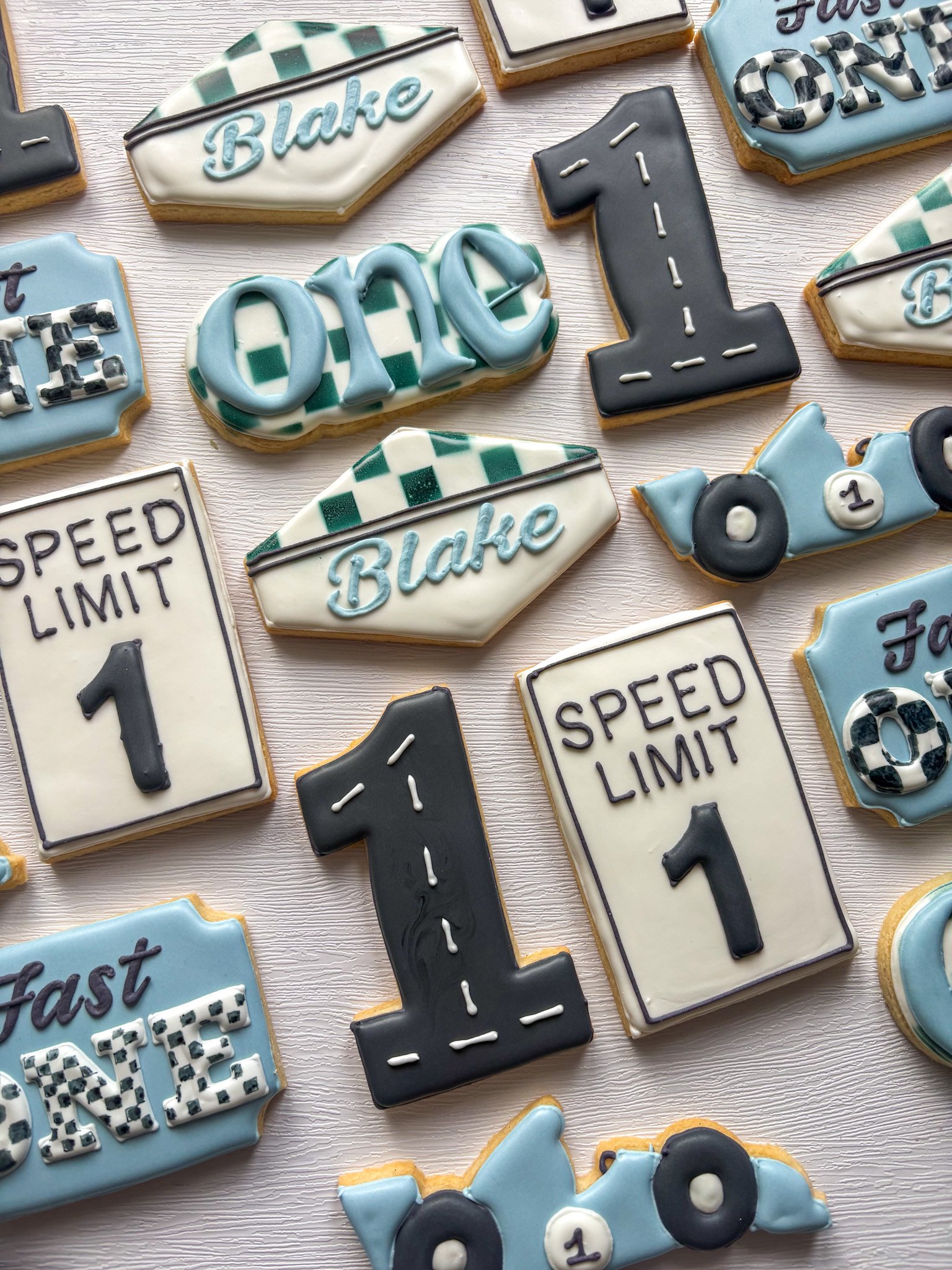 🏁🏎️ FAST ONE! 🏎️🏁

Start your engines&mdash;it&rsquo;s time to celebrate the birthday racer turning ONE! 🎉

These custom race car cookies are the perfect sweet addition to a Fast ONE first birthday! 🏆🏁

Ready, set&hellip; ONE! 💨🎂

#SweetsByM