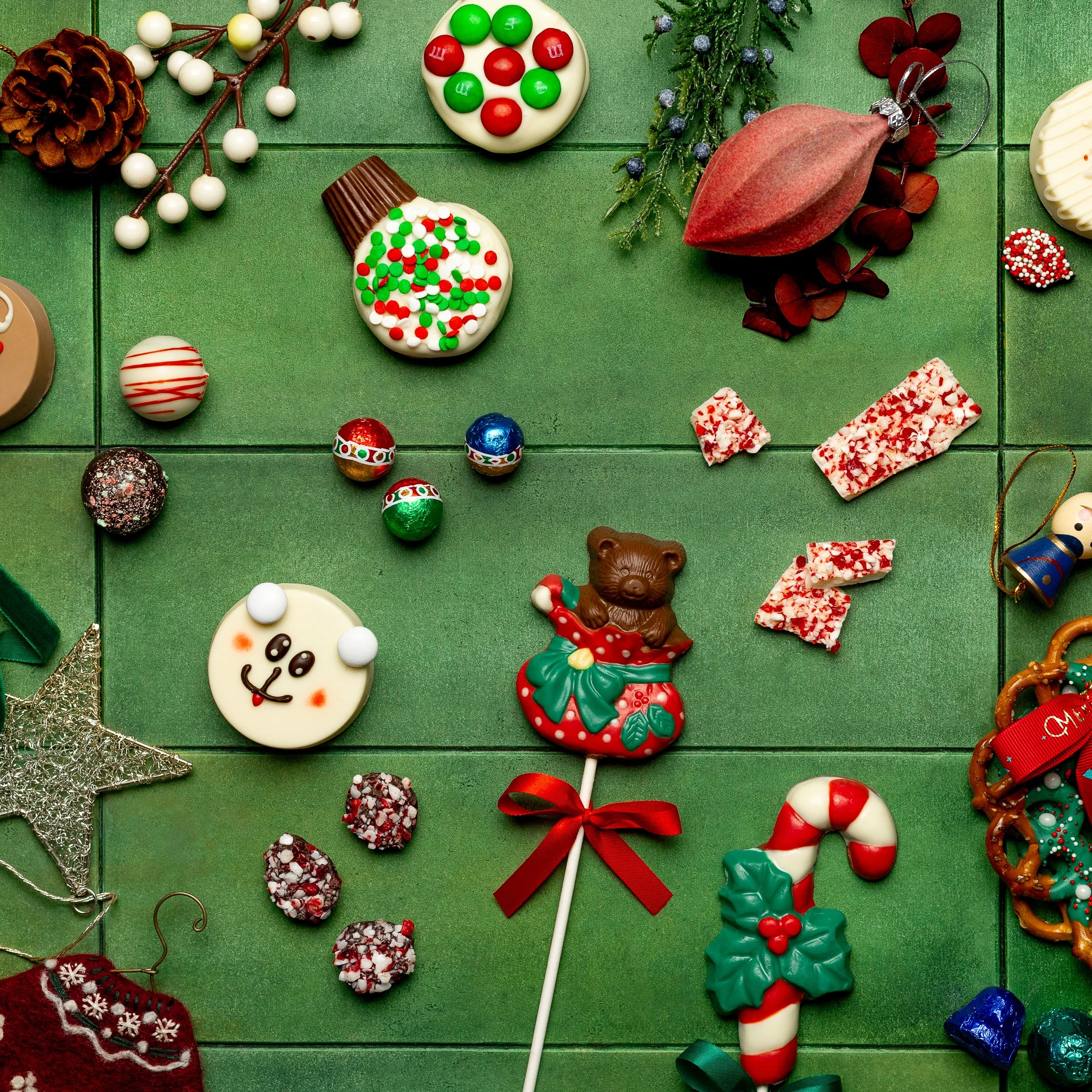 Enjou Christmas 148 Retouched.jpg