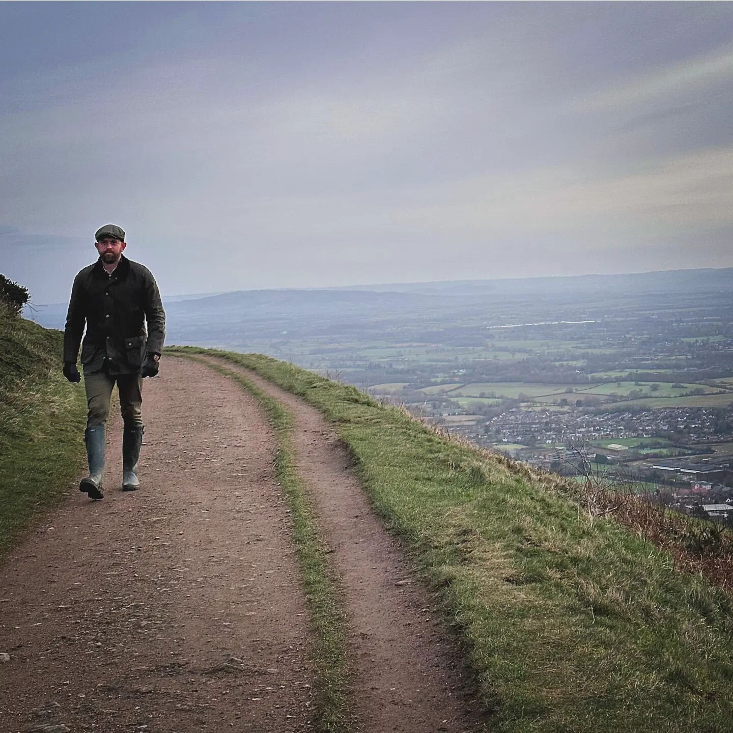Morning walk up the Malvern hills. 

Starting to get prepared for the upcoming 2024 exams. 
Usual exam paper videos like previous years as well as the new 2024 Pre-Release booklet (out 22nd March)
Also just uploaded my new Free Revision Template on m