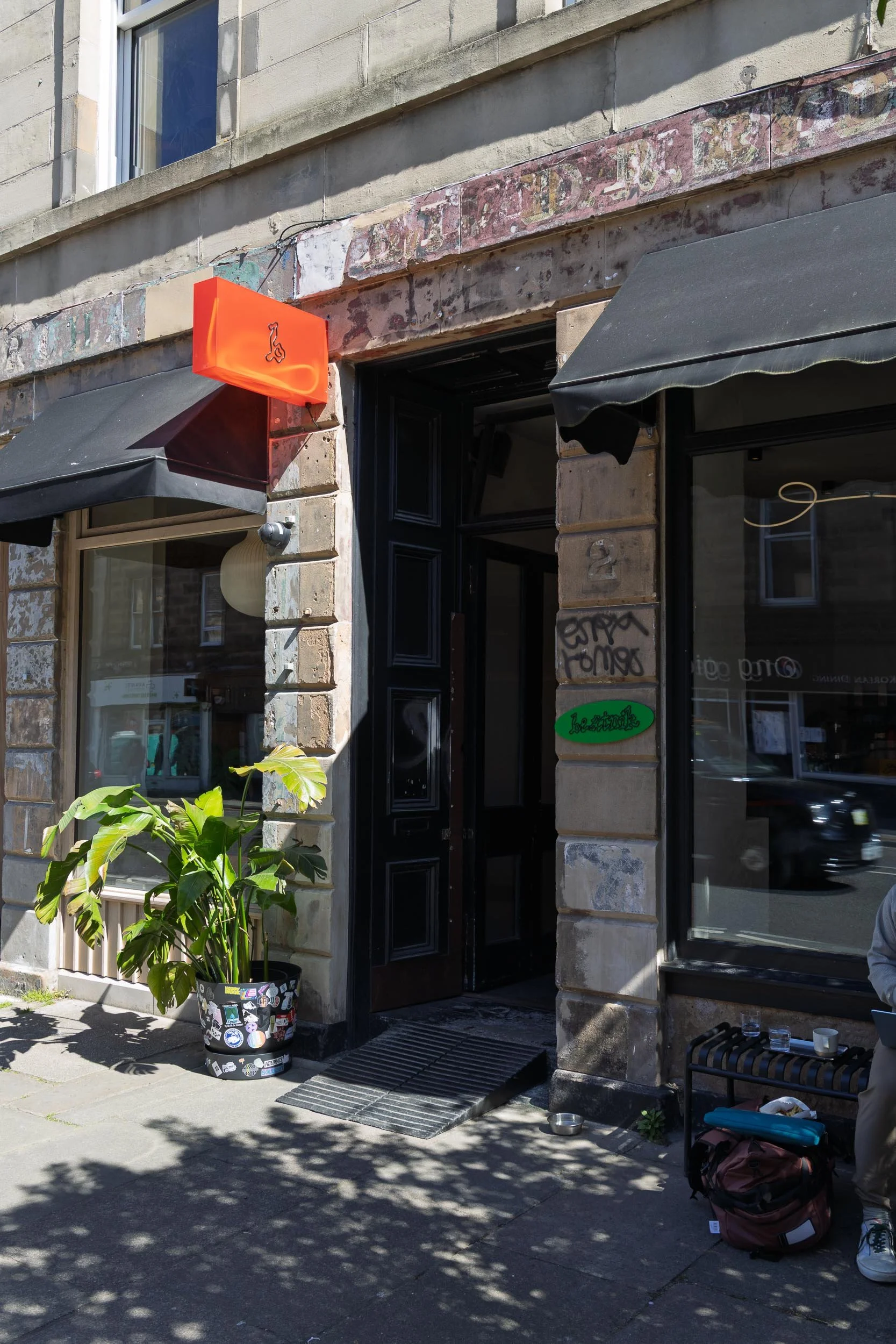 coffeeshopfront-signage-edinburgh-solas-beatnik.jpg