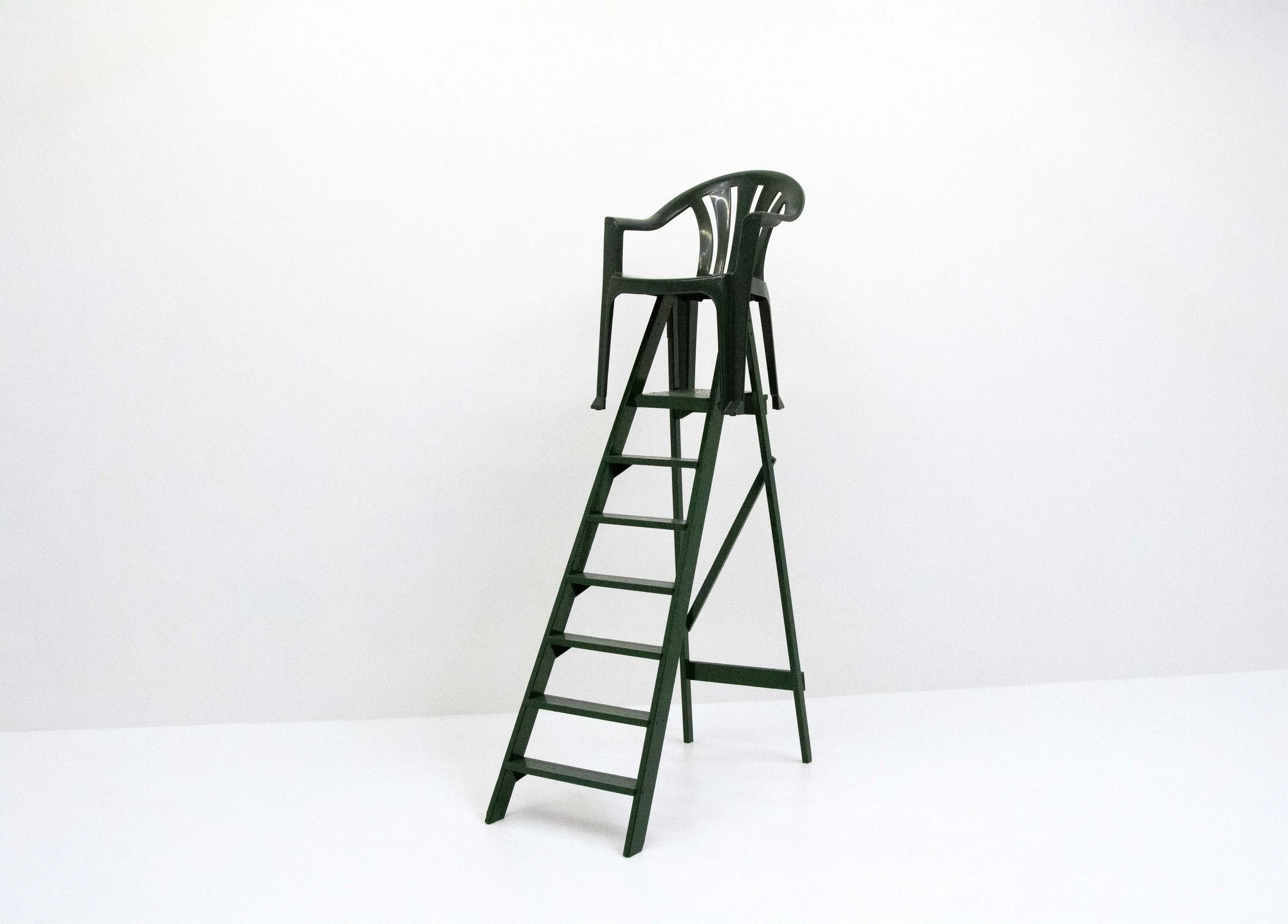 HOMEMADE UMPIRES CHAIR (2026) - wooden step ladder, plastic chair, enamel paint