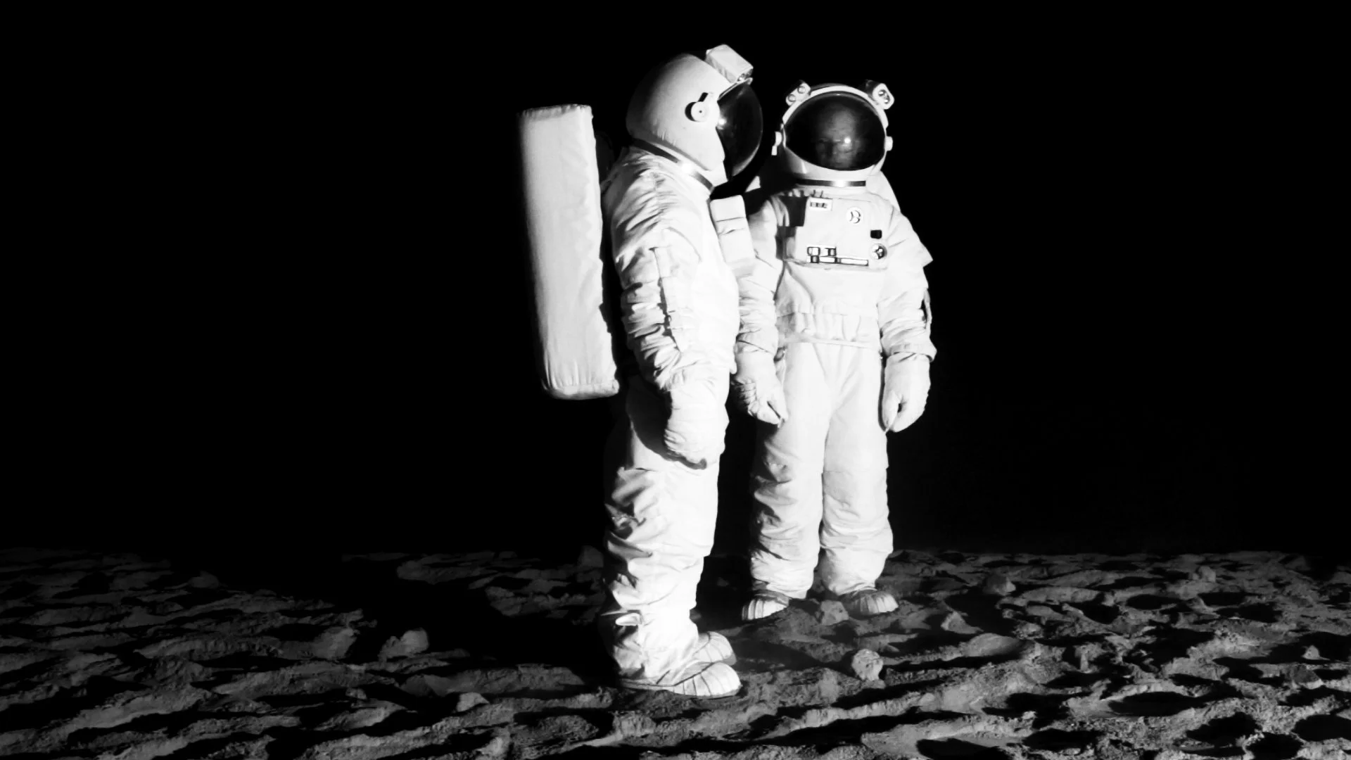 astronauts10_1.jpg