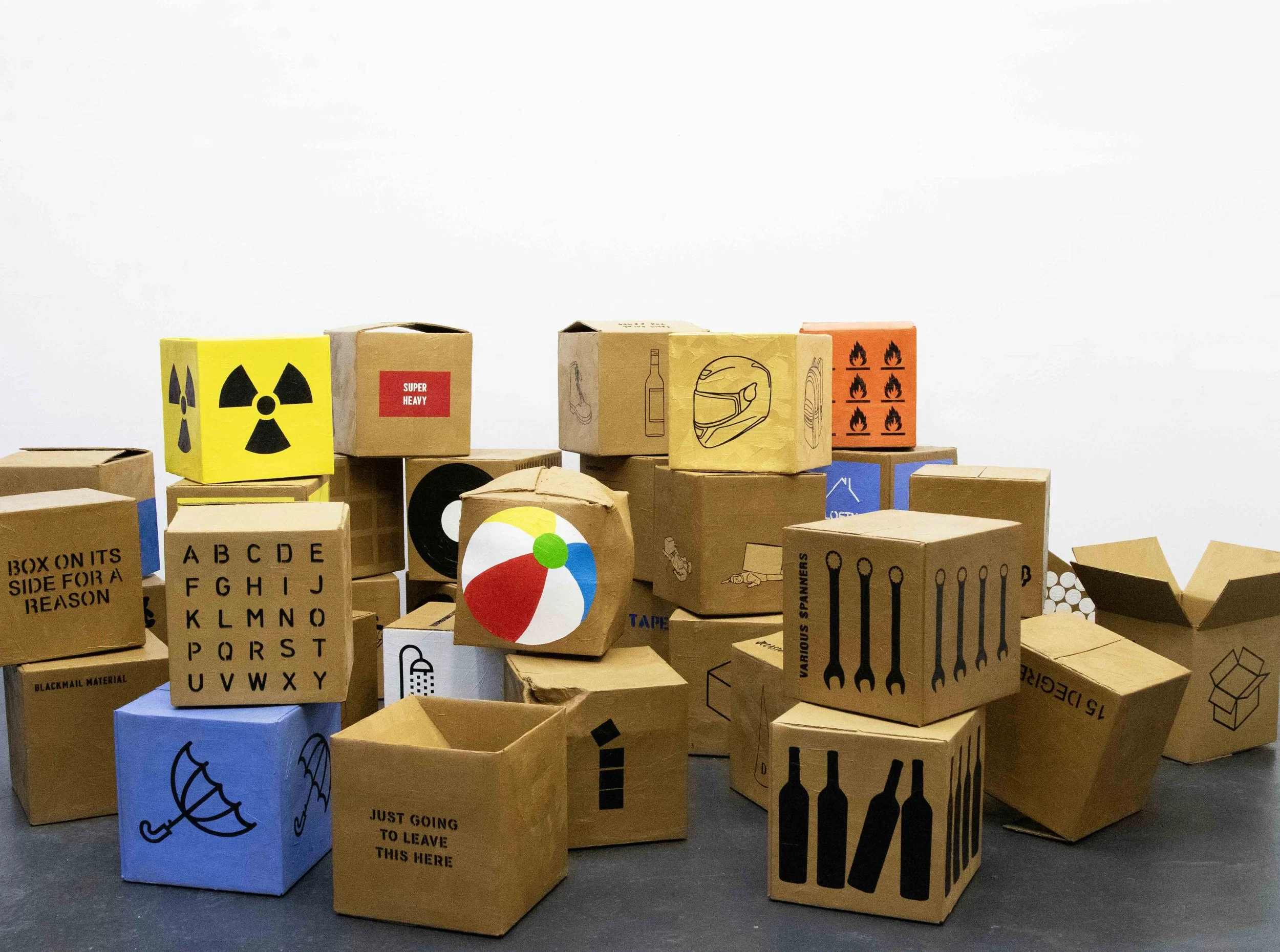 IN THE STUDIO - making of 'Still Life (100 boxes)' - CLICK FOR MORE
