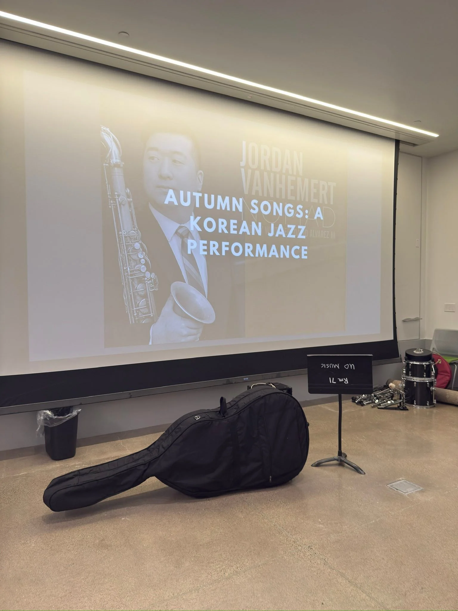 Fun and good eats yesterday! It was so gratifying to hear that the songs I performed meant something to the attendees, especially the faculty member who said that she fondly recalled singing these Korean songs. Heart=full. And also my stomach —