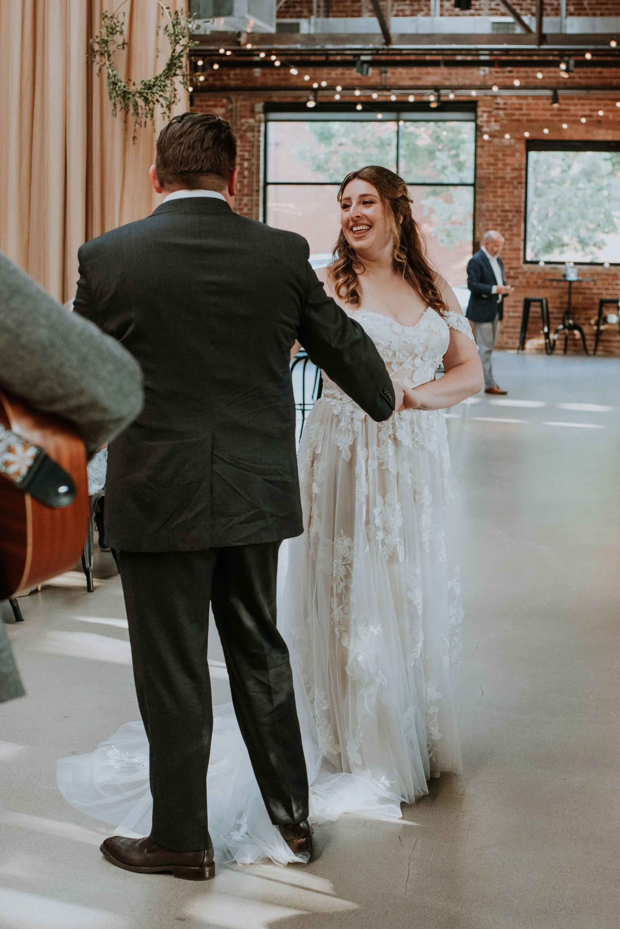This Couple Had a Norwegian and Jewish Wedding at Ovation