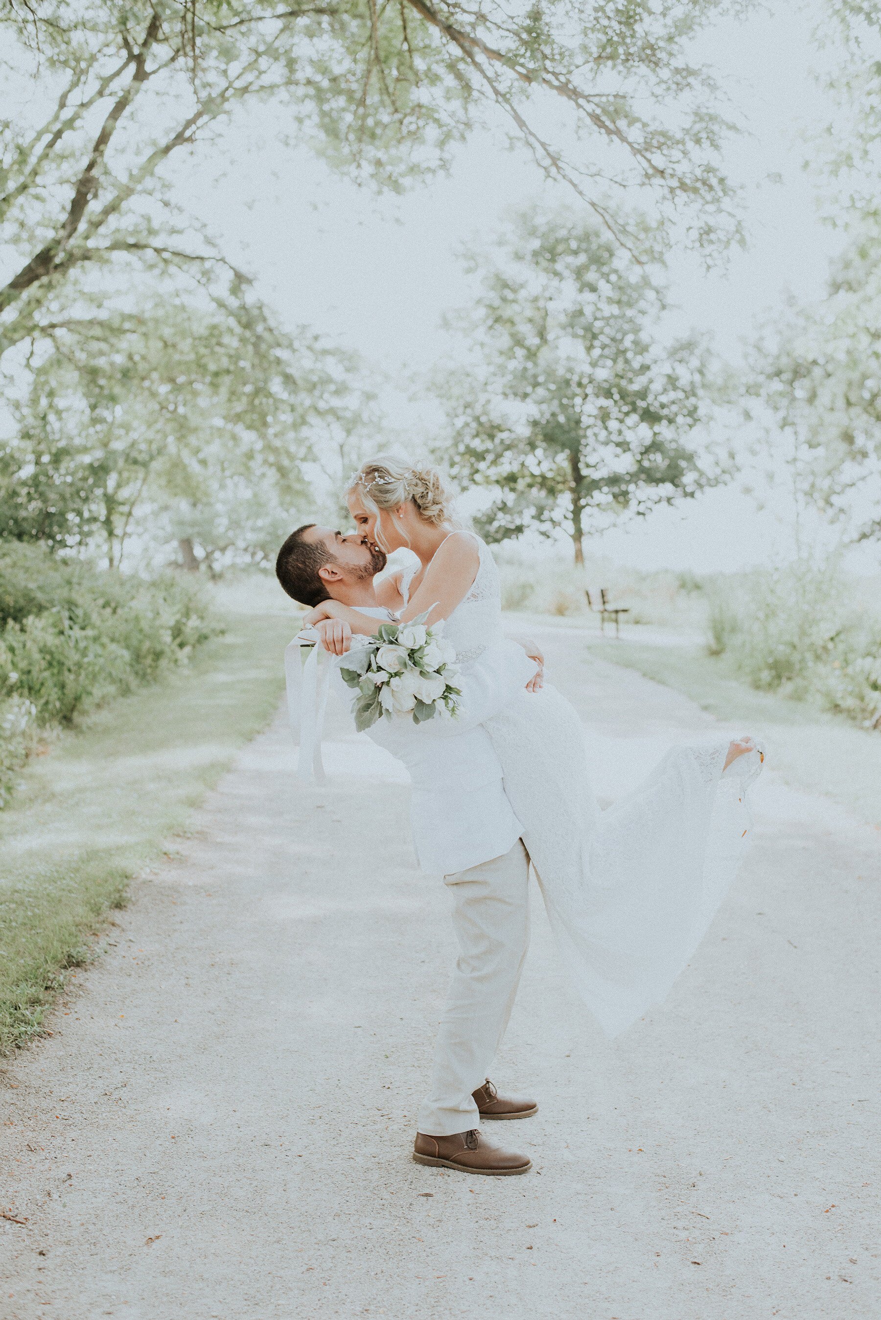 Fox River Preserve Wedding with Mexican Traditions