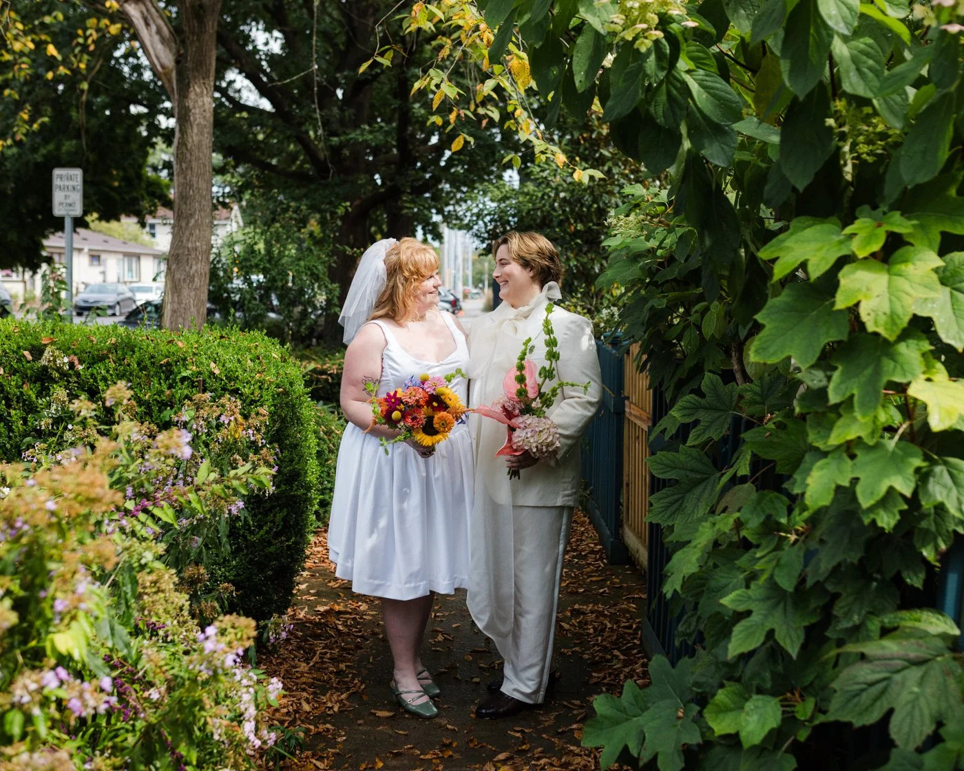 Just a few favs from Mads and Eleanor's previews. Such a beautiful wedding full of charming people and creative work!!
So impressed by the thoughtful care that @ashleyweddings + @laurilynfloraldesign + @farweddingsandevents put into this sweet time!