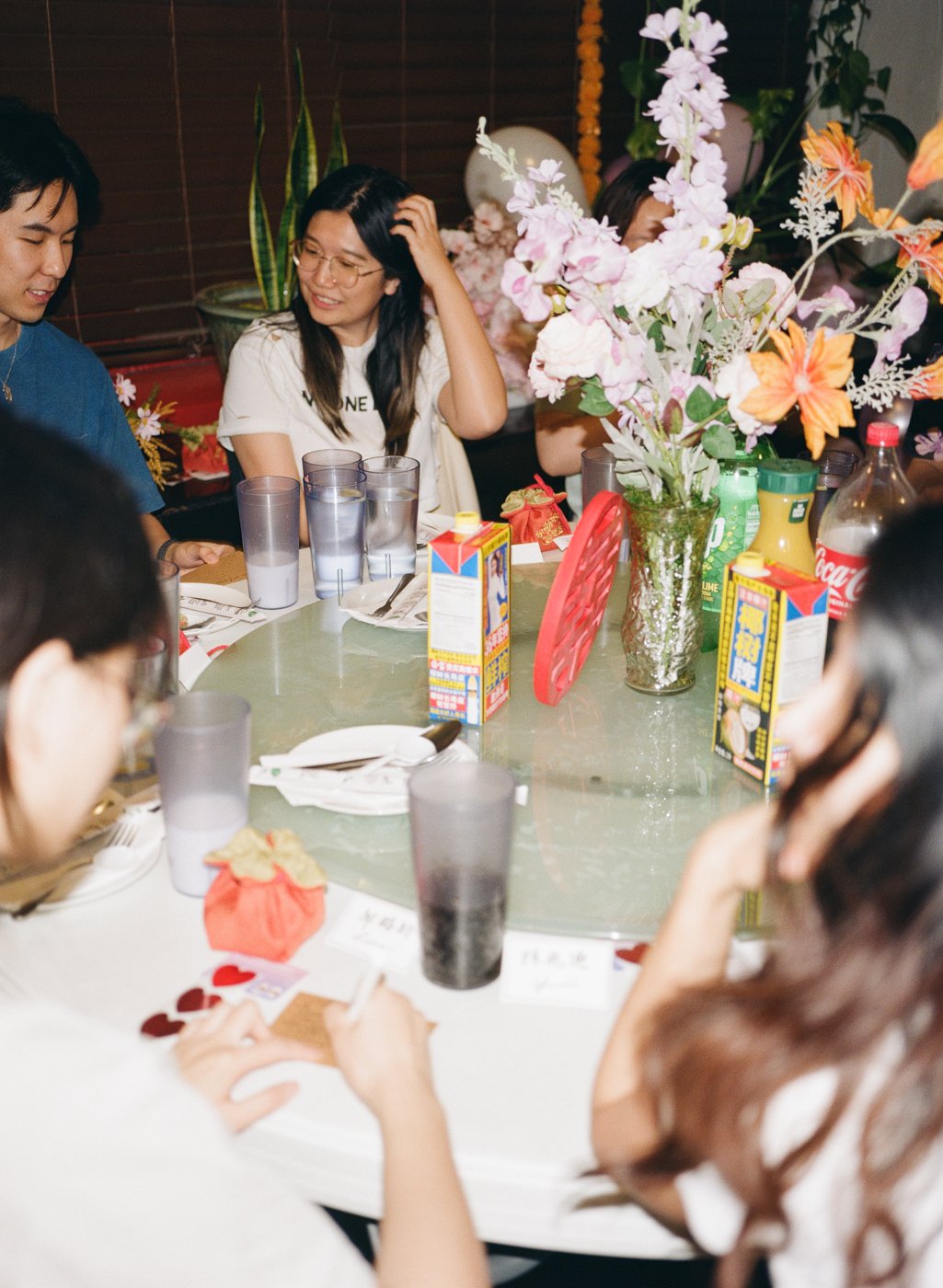 chineseresturant-weddingparty-filmphotography-5.jpg