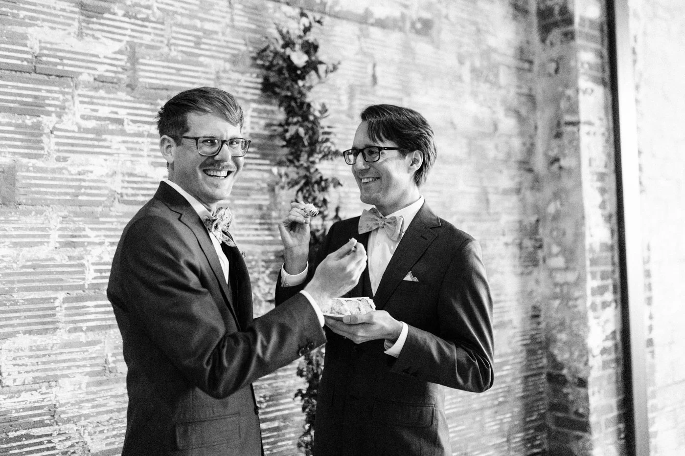 Sometimes I feel like I just use these captions like weird little "what's on your mind" Facebook status updates from 2009 and I'm really sorry about that. 

Calling myself out as I was about to type "looking forward to a very cute wedd