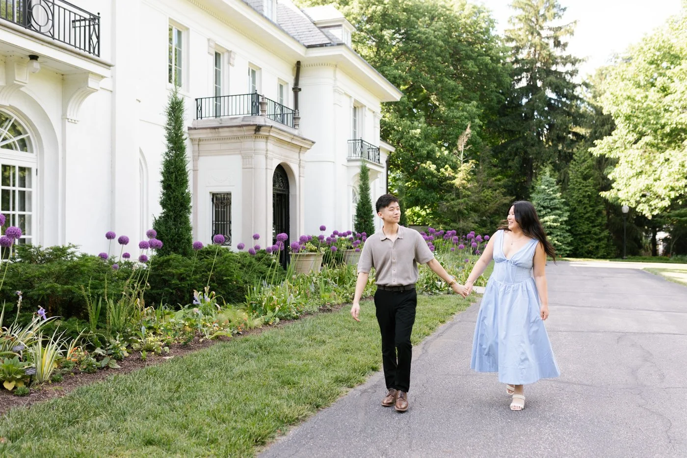 newfields-engagementphotos-3.jpg