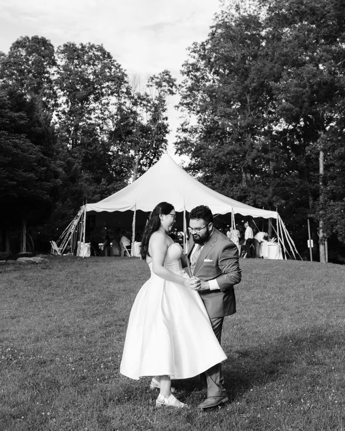8 shots from Chris and Jamie&rsquo;s previews that went out yesterday. Closed out May with a super sweet one. Every wedding I was at this spring was really such a delight!! 

Looking forward to lots of portraits and just general event work here in to