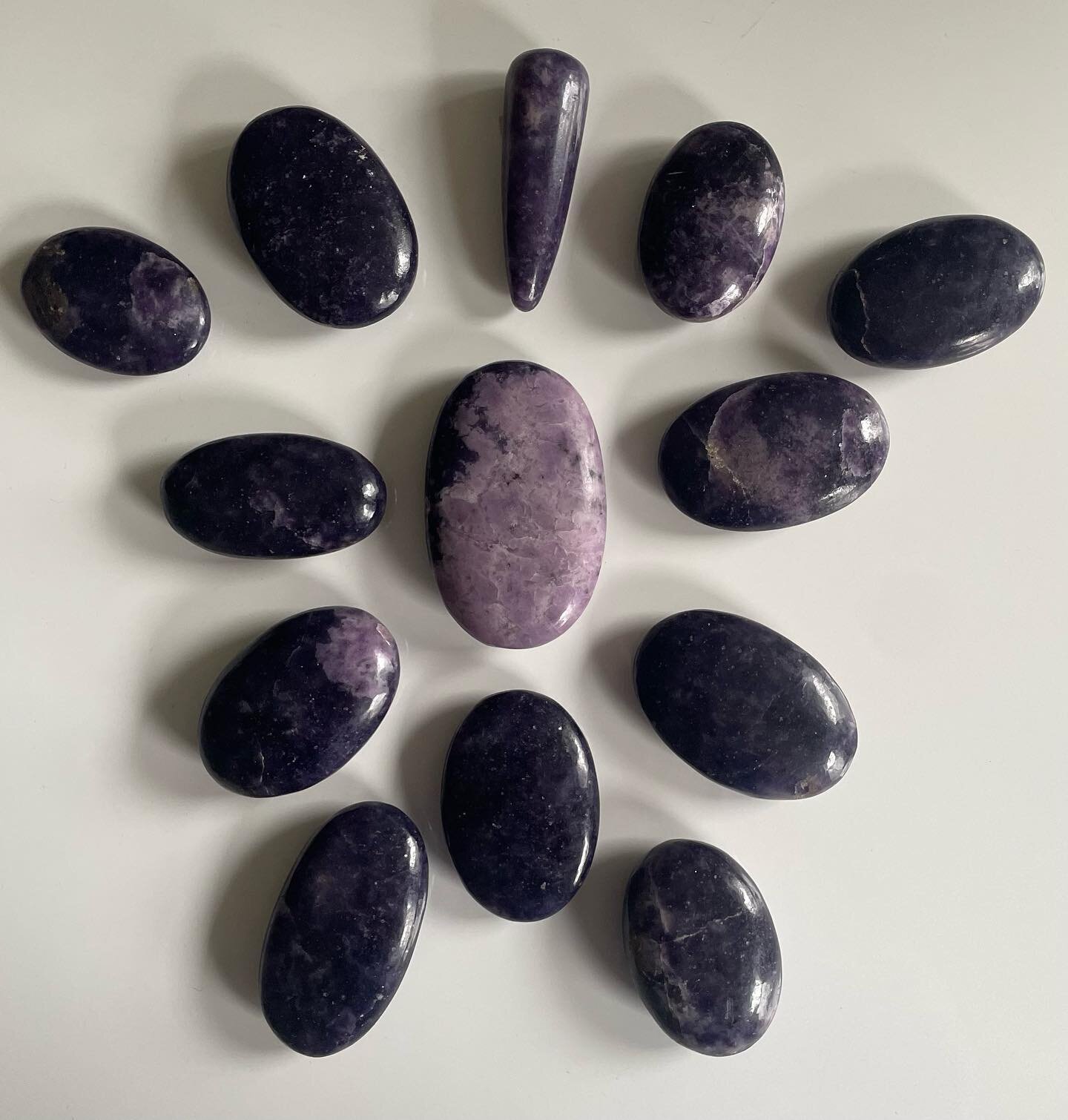 Coral Poppy&rsquo;s February crystal of the month!💎
 
The soothing lepidolite.🔮💜

Lepidolite is a perfect crystal for your self-care! This purple crystal radiates tranquil and healing energy that balances the mind and spirit.

Available in 5 sizes