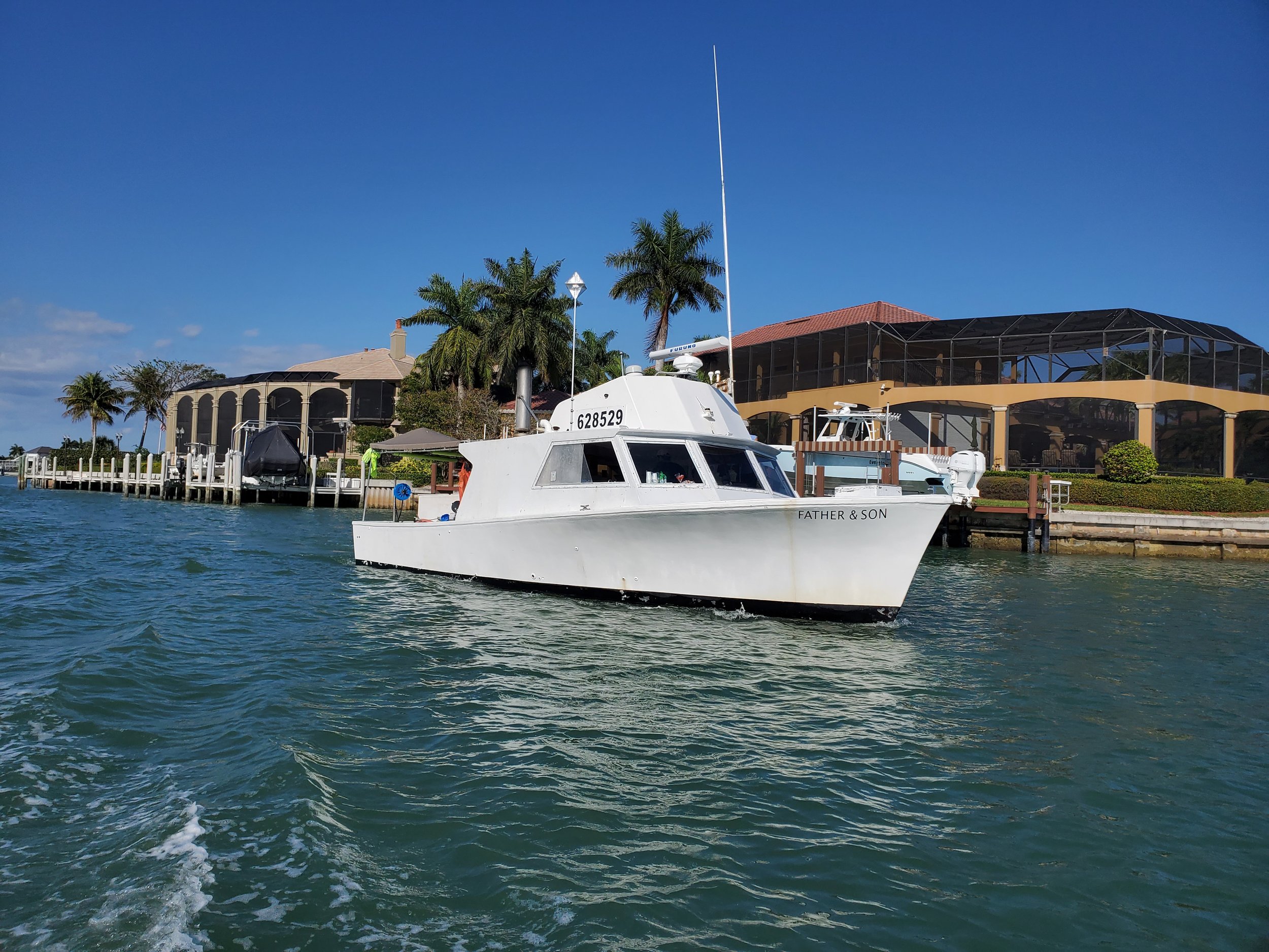 Leebe Fish Restaurant and Seafood Market