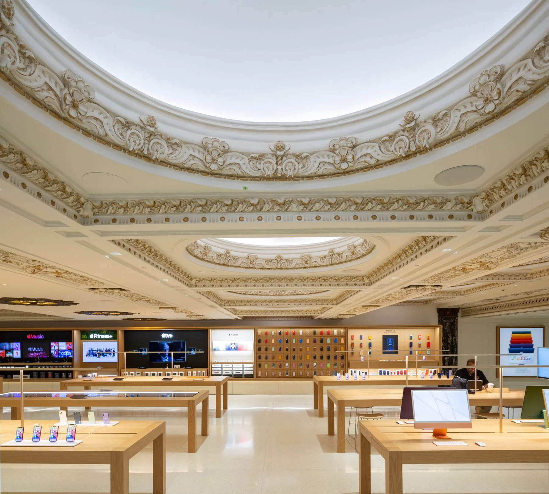 Apple Flagship, Tower Theatre_4.jpg