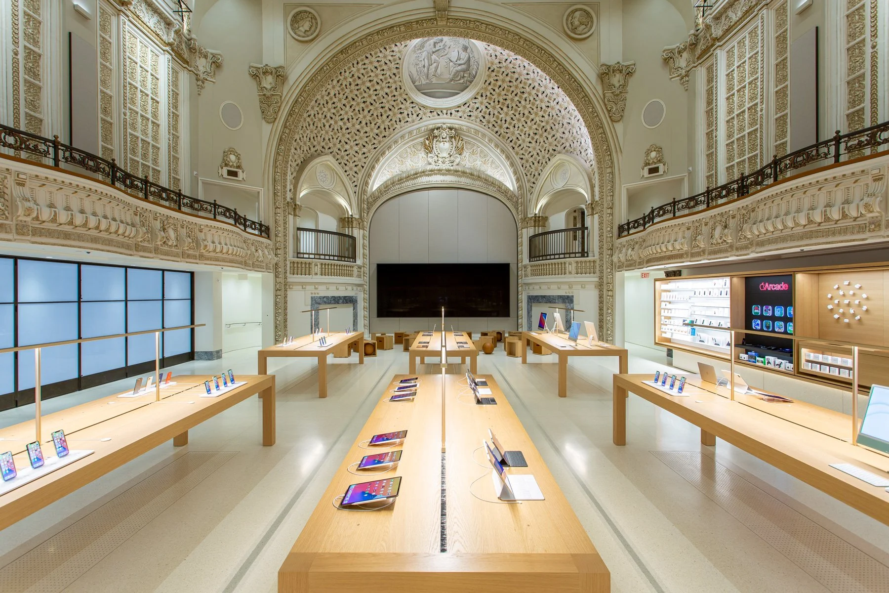Apple Flagship, Tower Theatre_5.jpg
