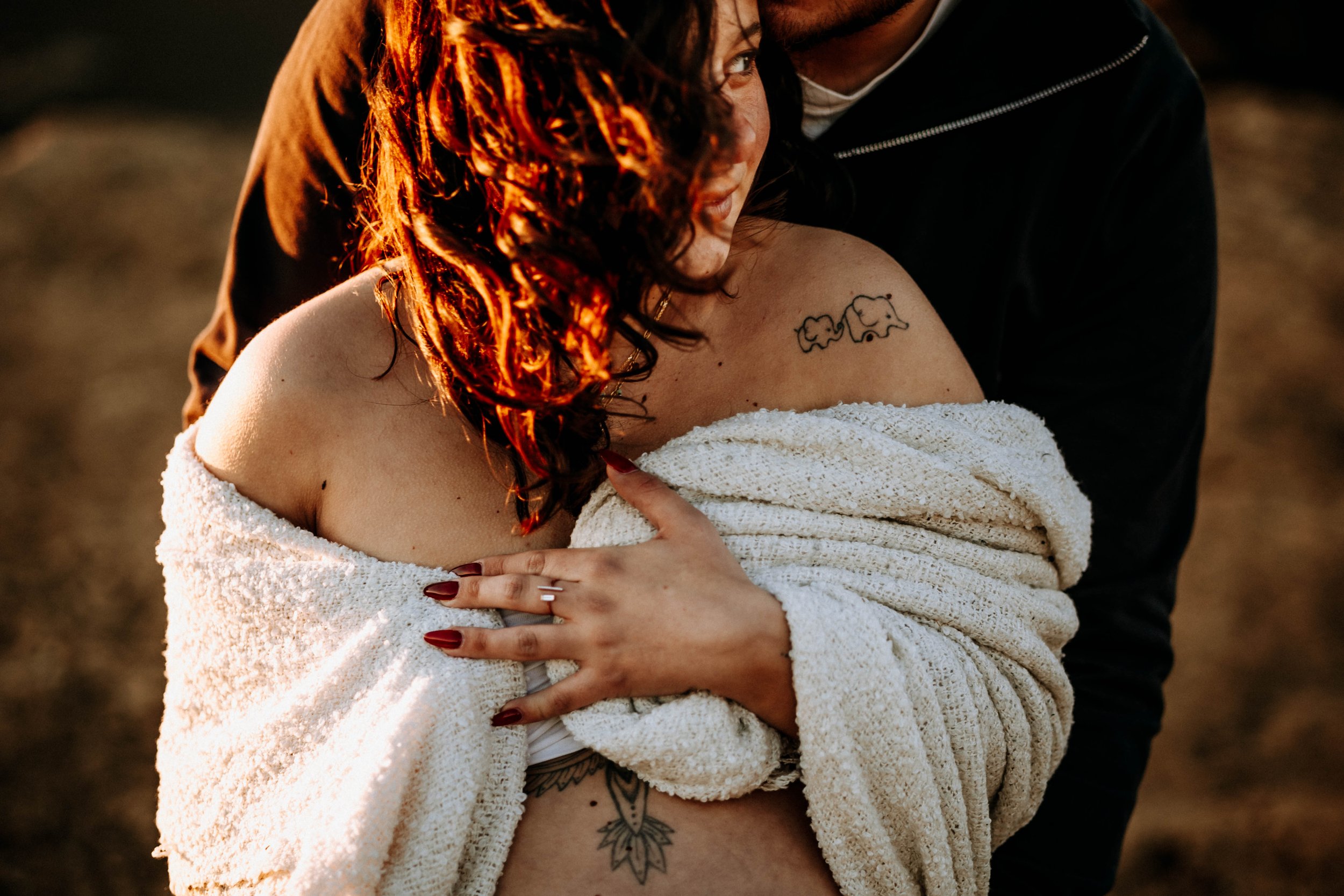 Photographe grossesse à Cassis – Avant de devenir trois