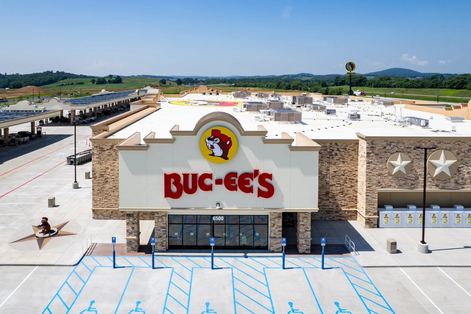 Buc'ee's Drone For Web
