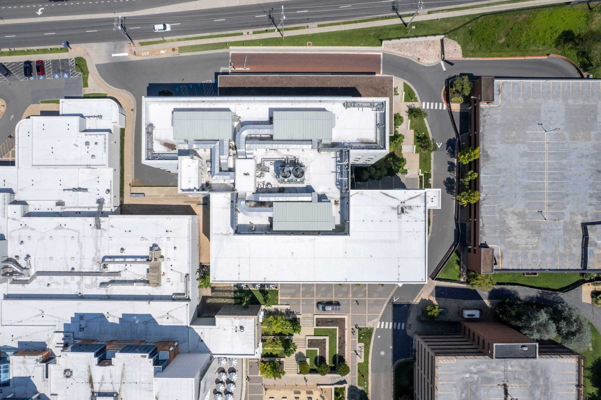 partners-excavating-jmu-health-behavioral-studies-building-harrisonburg-va-paving-contractors-1004.jpg