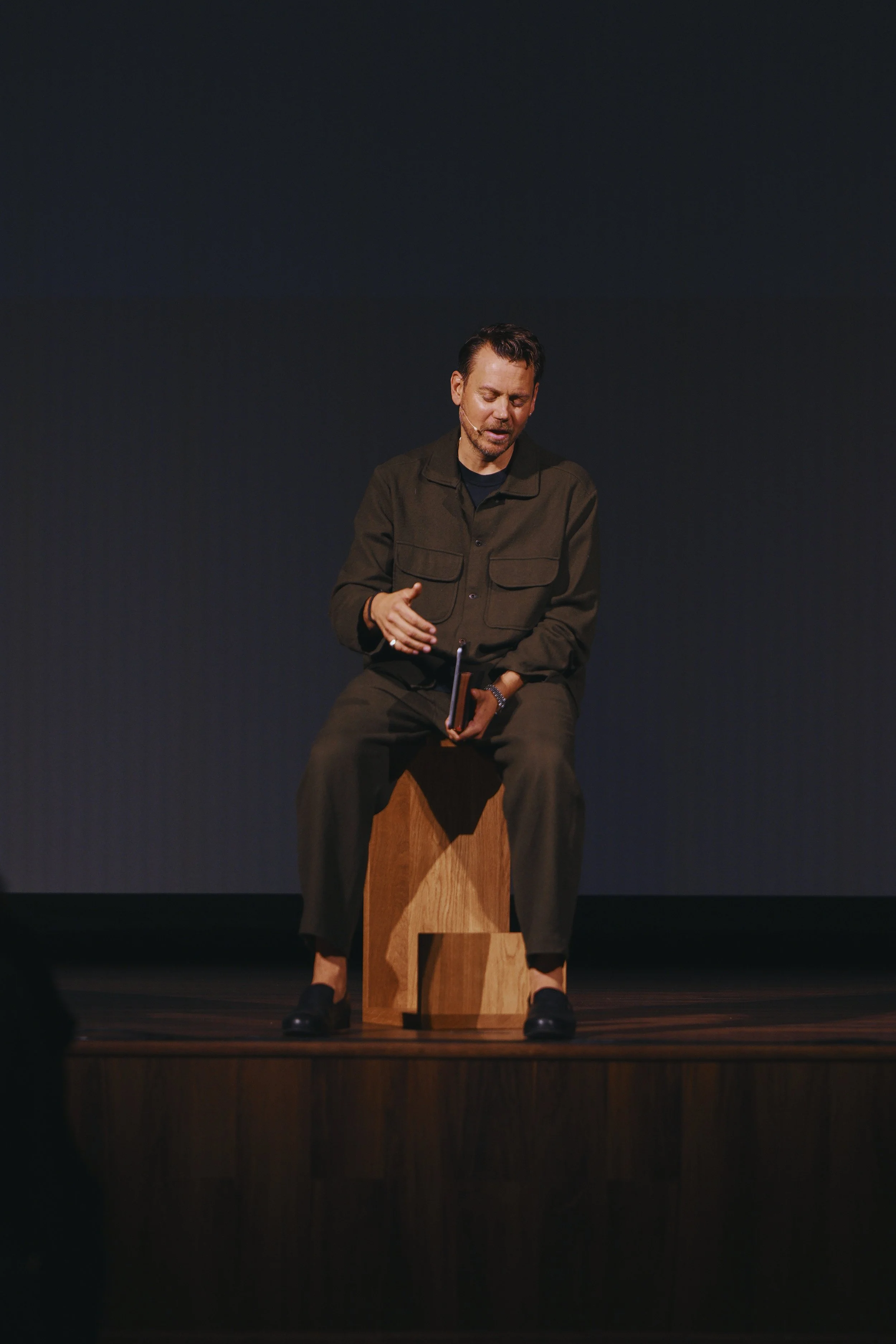 MET08307.jpg
