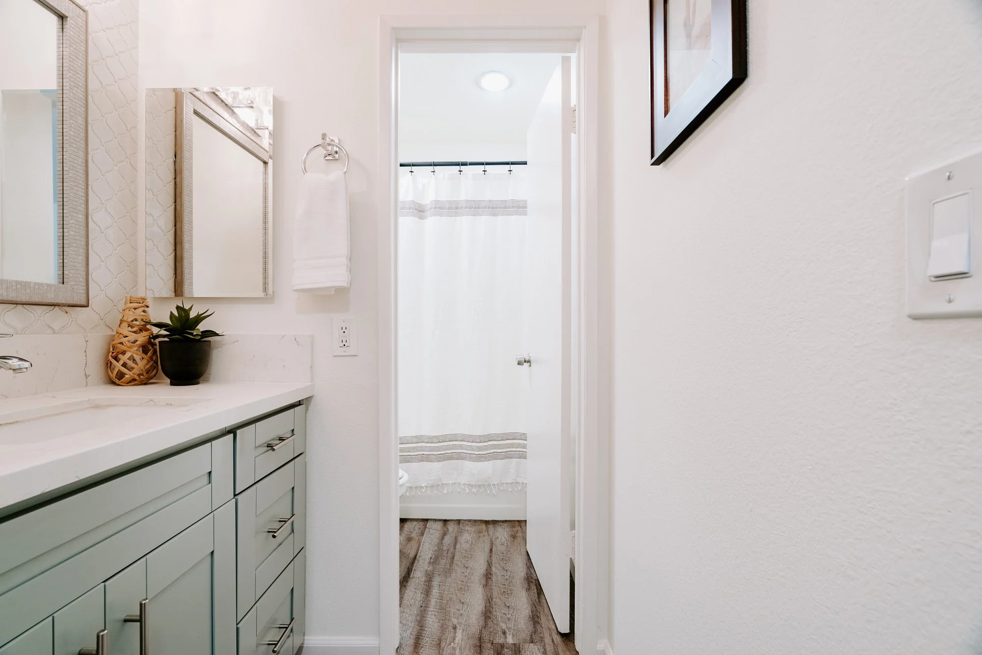 6780FriarsRd-MLS-013.jpg