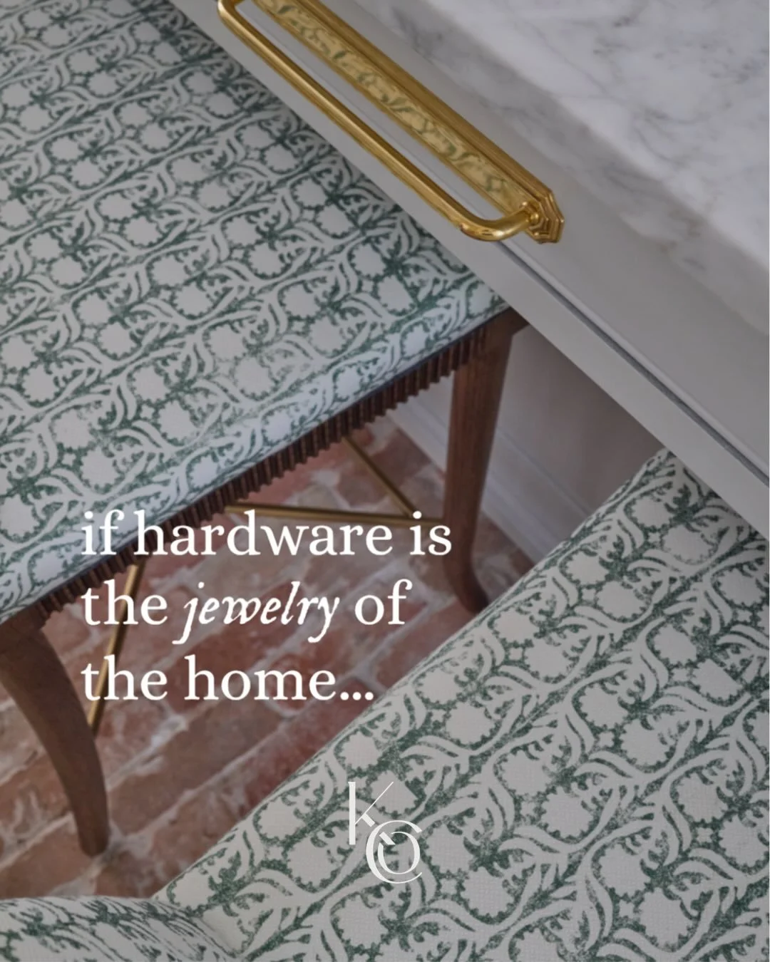 sometimes I like to think of these elements of home like human features 👁️❤️

&hellip; what else am I missing?!

design by @kouklaco 
photography by @rachelalysephotography 

#houstoninteriordesign #houstoninteriordesigner