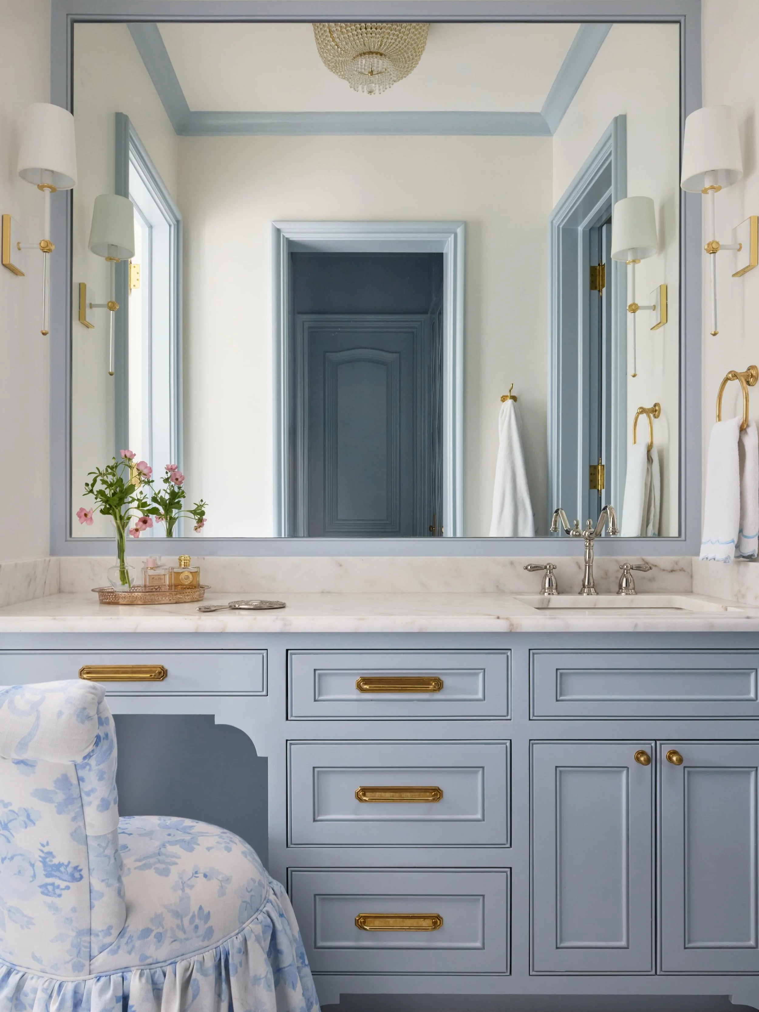 something old, something new, something borrowed, something French blue 🩵🪡🪺

You definitely want to swipe through these before &amp; afters on this! The transformation of this bathroom makes me so happy. 

There were two closets in this room, so w