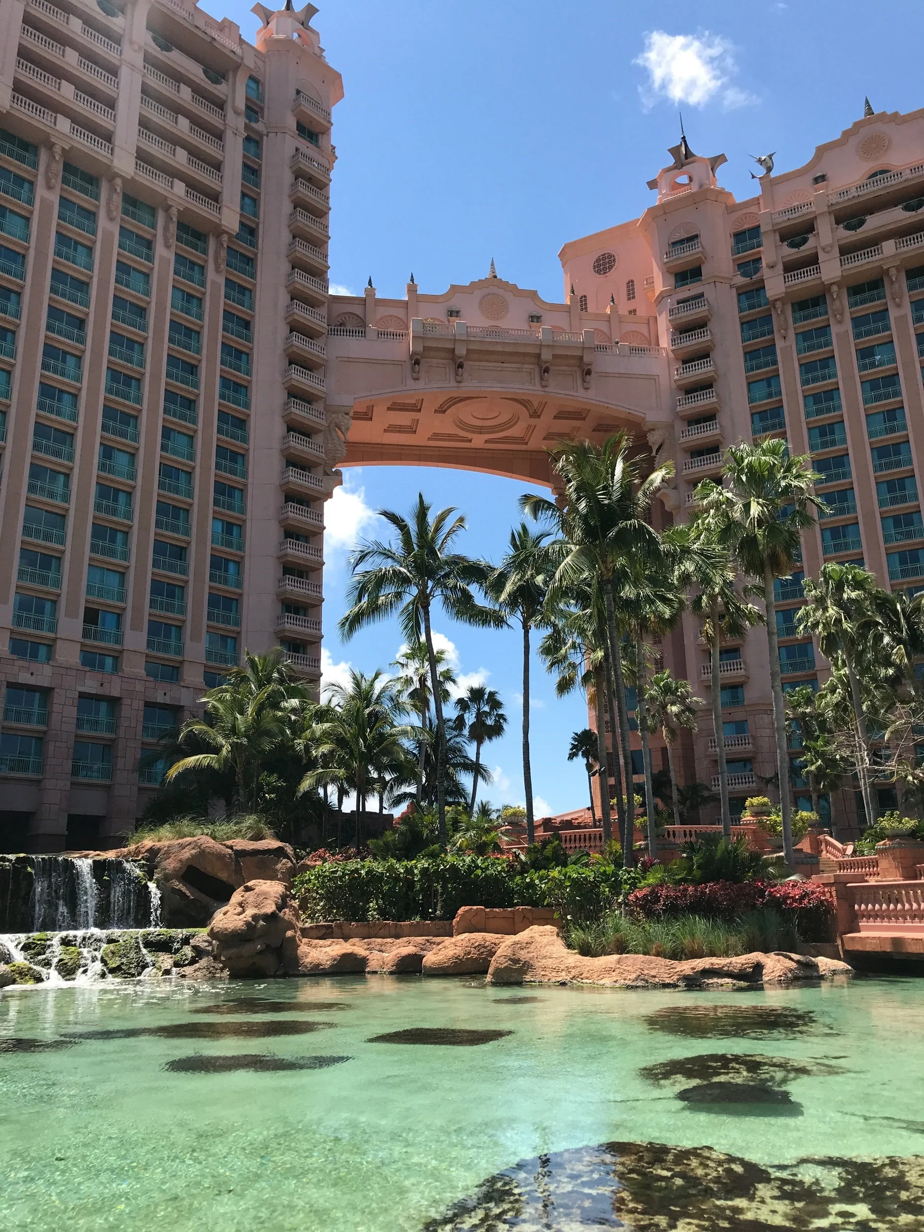 atlantis-nassau-bahamas.jpeg