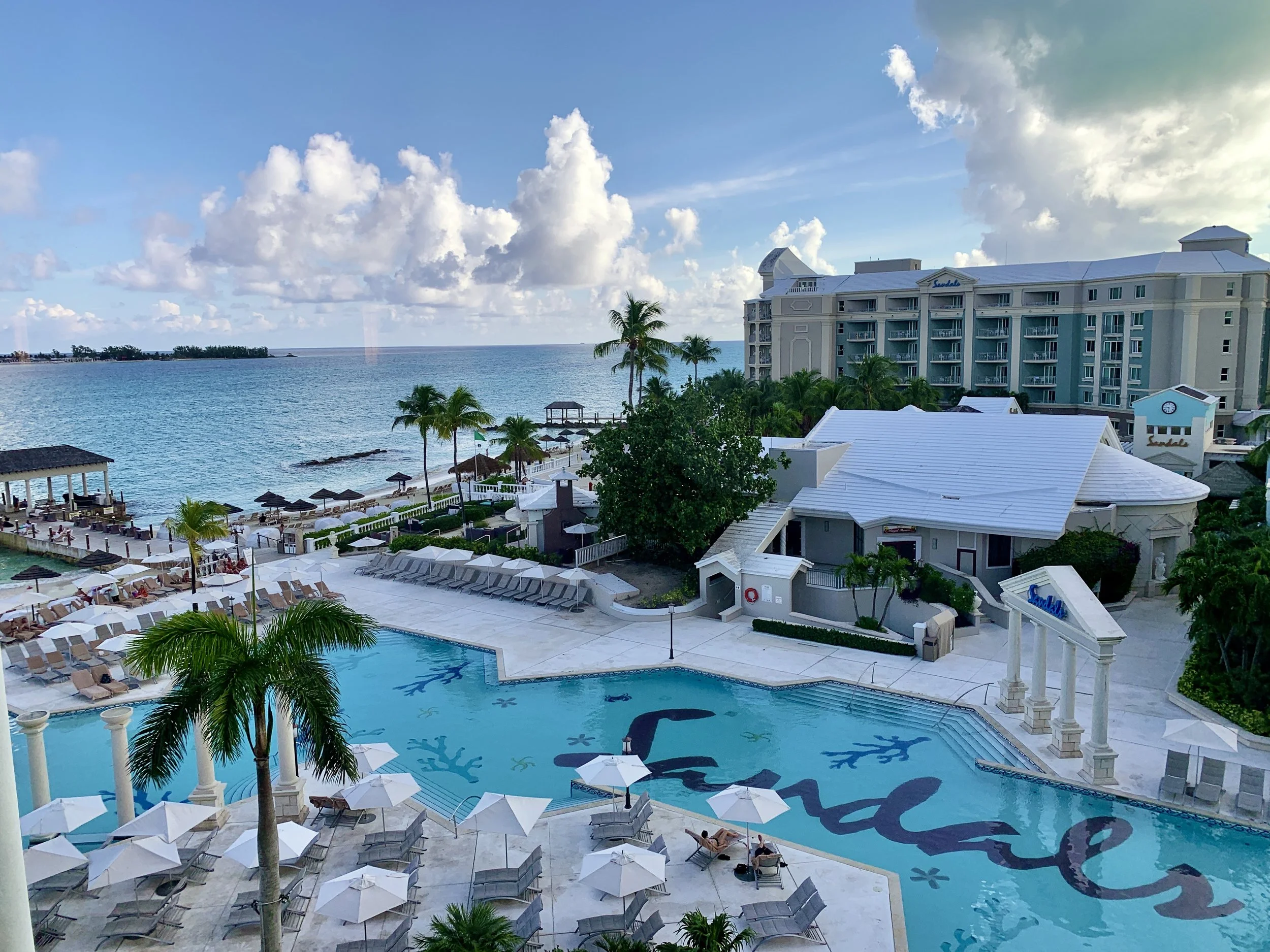 sandals-royal-bahamian-pool.jpg