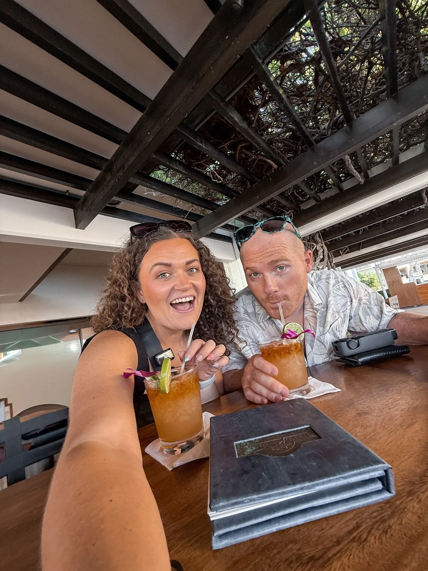 still thinking about this mai tai 🍹🌺

Hands down one of the best we had on Oʻahu! Our friend @cam.mac.adventures recommended House Without a Key to us during our Hawaii trip. Ocean views, live Hawaiian music, and that golden hour glow in Waikiki&he