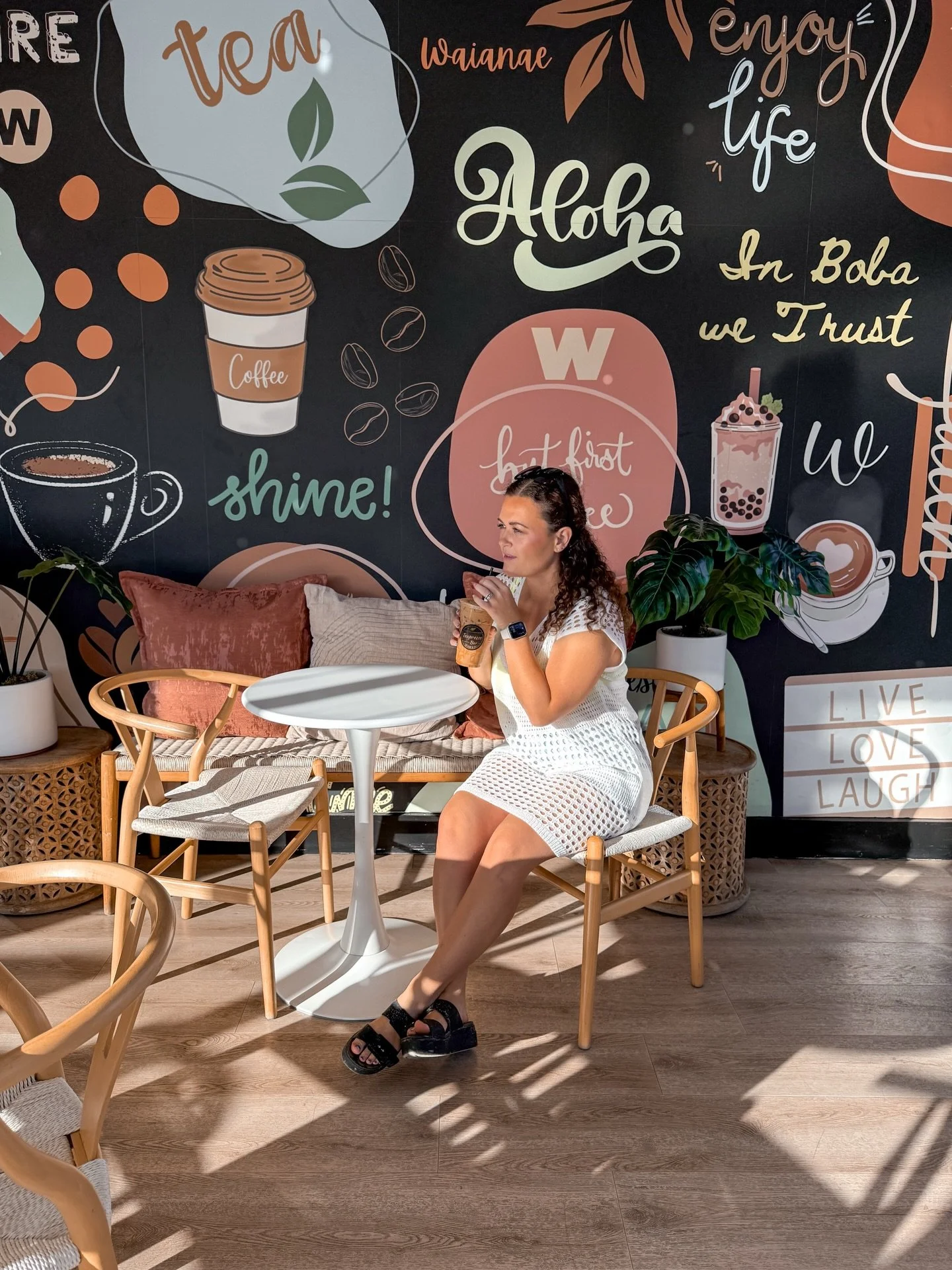 cookie butter latte 🤎

#travelwithjoshandtaylor #goldgellgetaways #oahuhawaii #lattegram