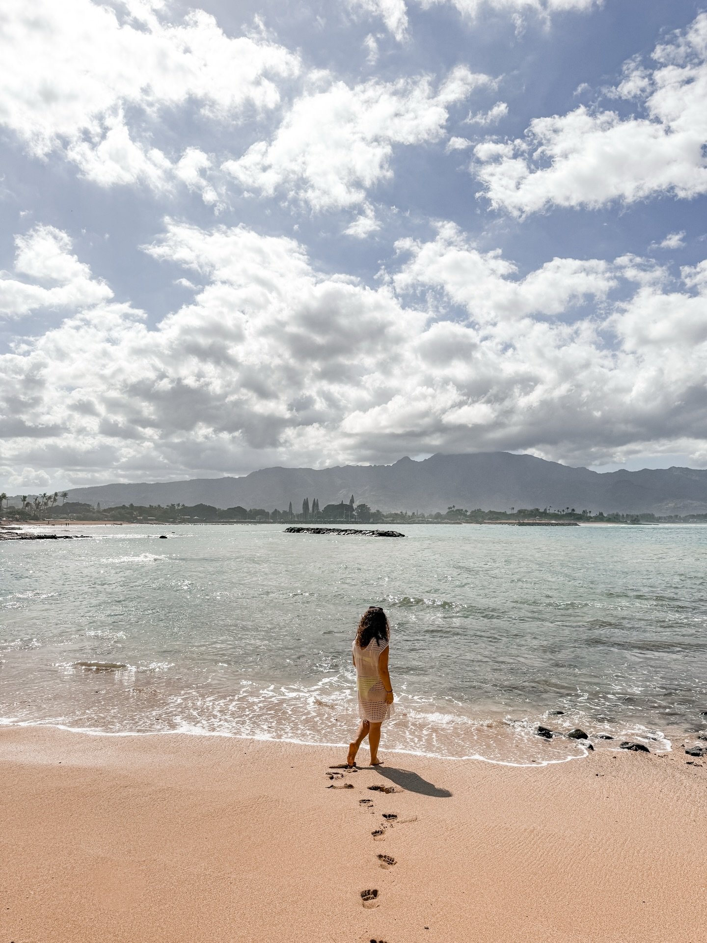 the north shore 🌊 

If you&rsquo;re visiting Oahu and want to see those giant waves everyone talks about, hop in the rental car and drive north! 

Waimea Bay was absolutely insane in November and no, we did not get in the water with those huge waves