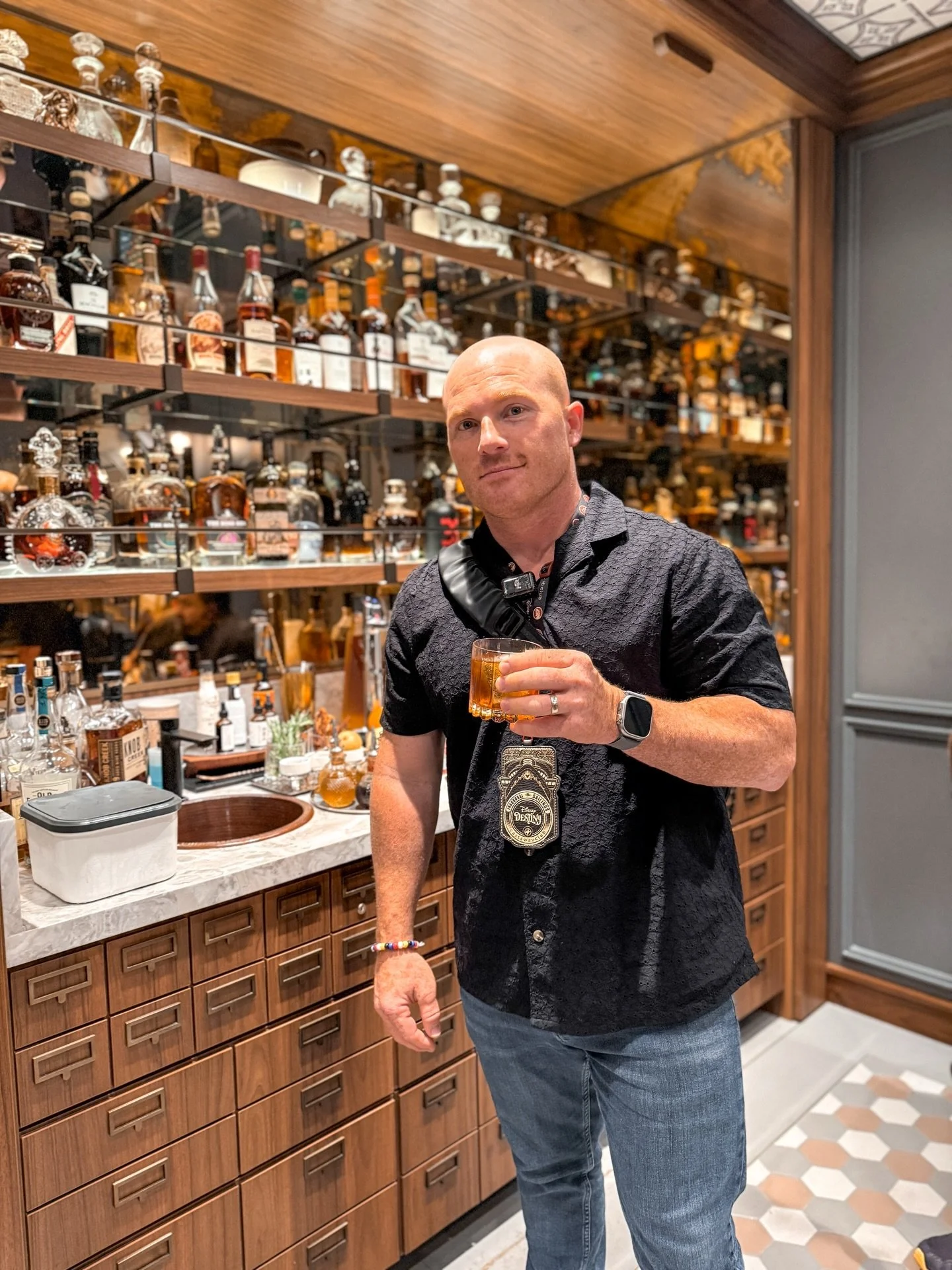 Happy birthday Josh! 

Can&rsquo;t wait to be back on a Disney ship (soon 😉) so you can get another rum old fashioned 🥃 

#travelwithjoshandtaylor #goldgellgetaways #disneycruiseline #disneydestiny #hooksbarbery