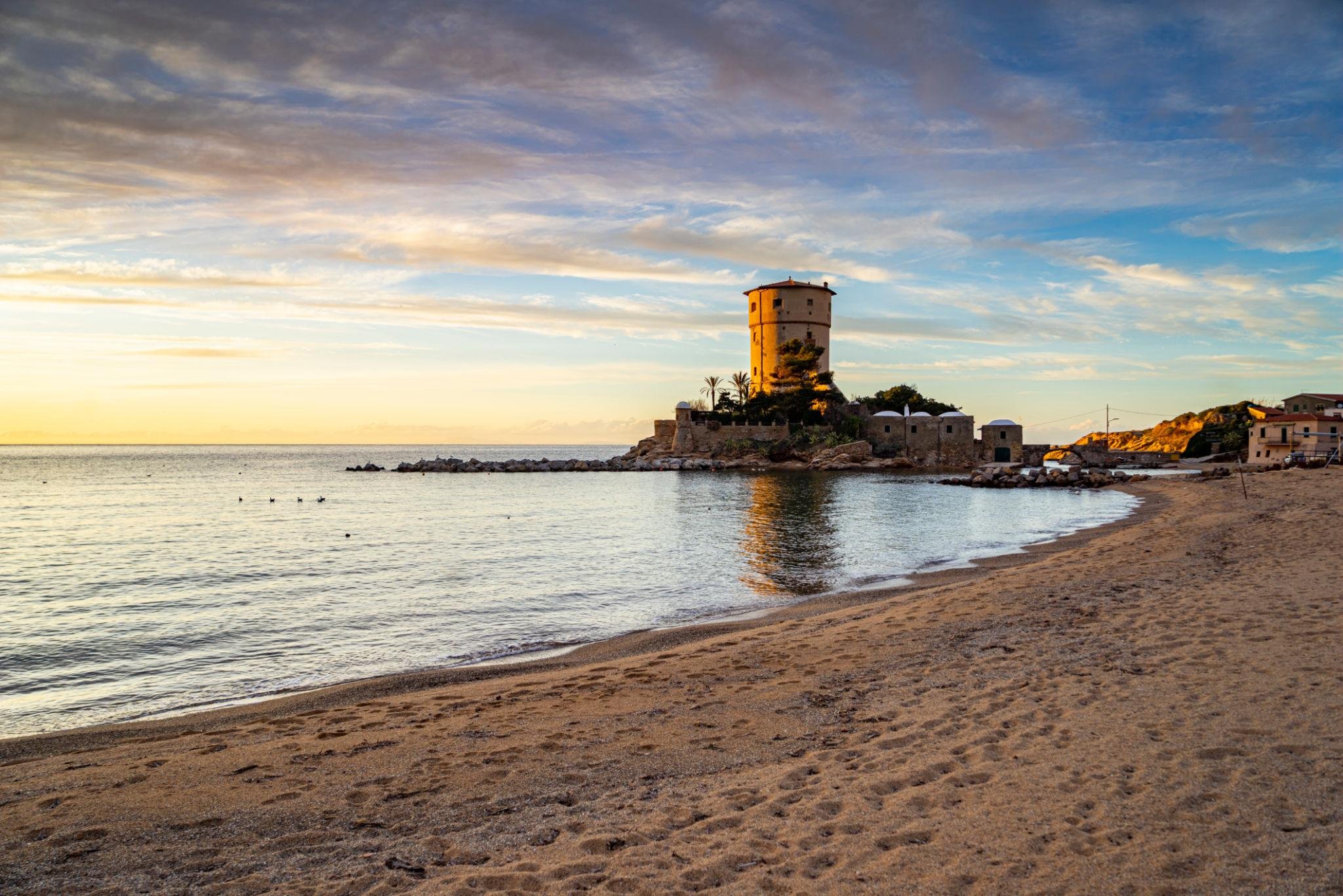 Giglio Campese, Giglio Island.jfif
