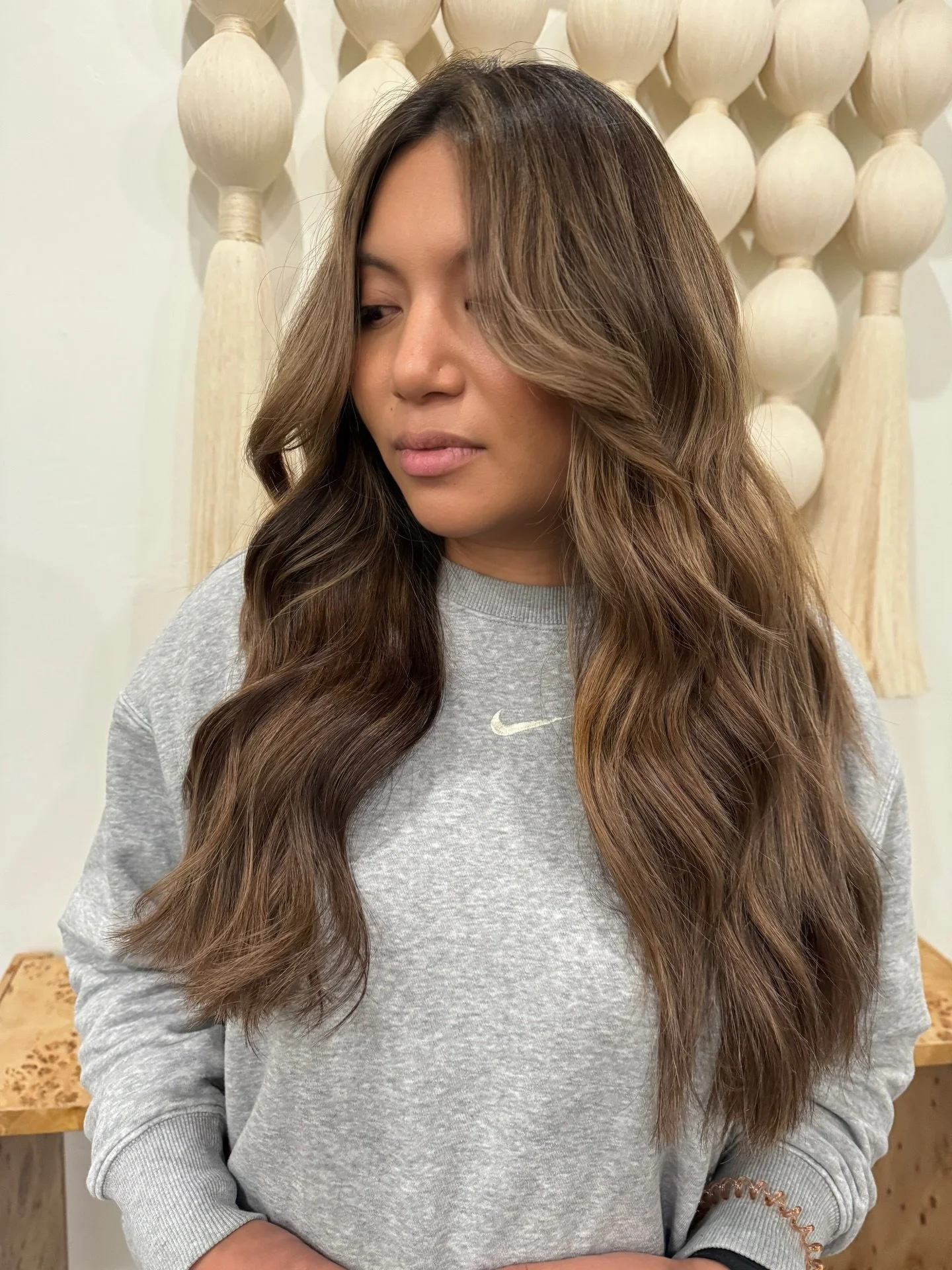 This color was customized to feel lighter while still keeping depth at the base. The look stays balanced and still feels put together weeks later 🌟

Save this post for your next color inspo!

#sandiegohairsalon #colorspecialists #healthyhaircolor #g