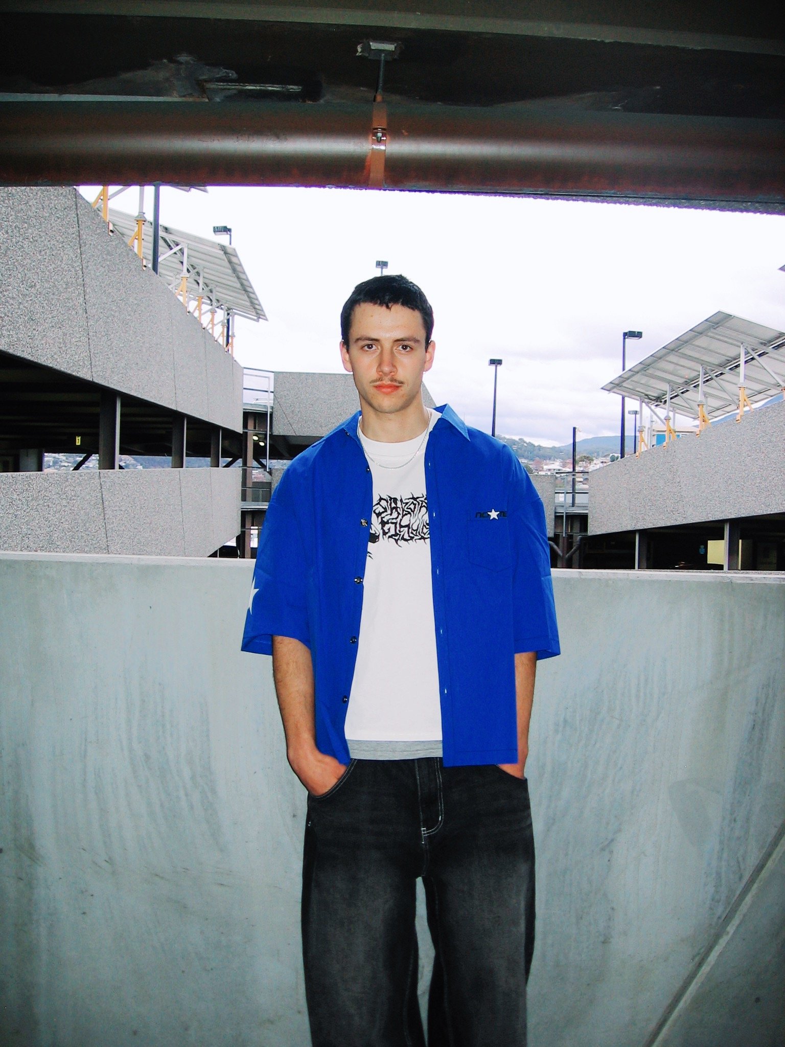 NOTIME ROYAL BLUE STAR // SHIRT