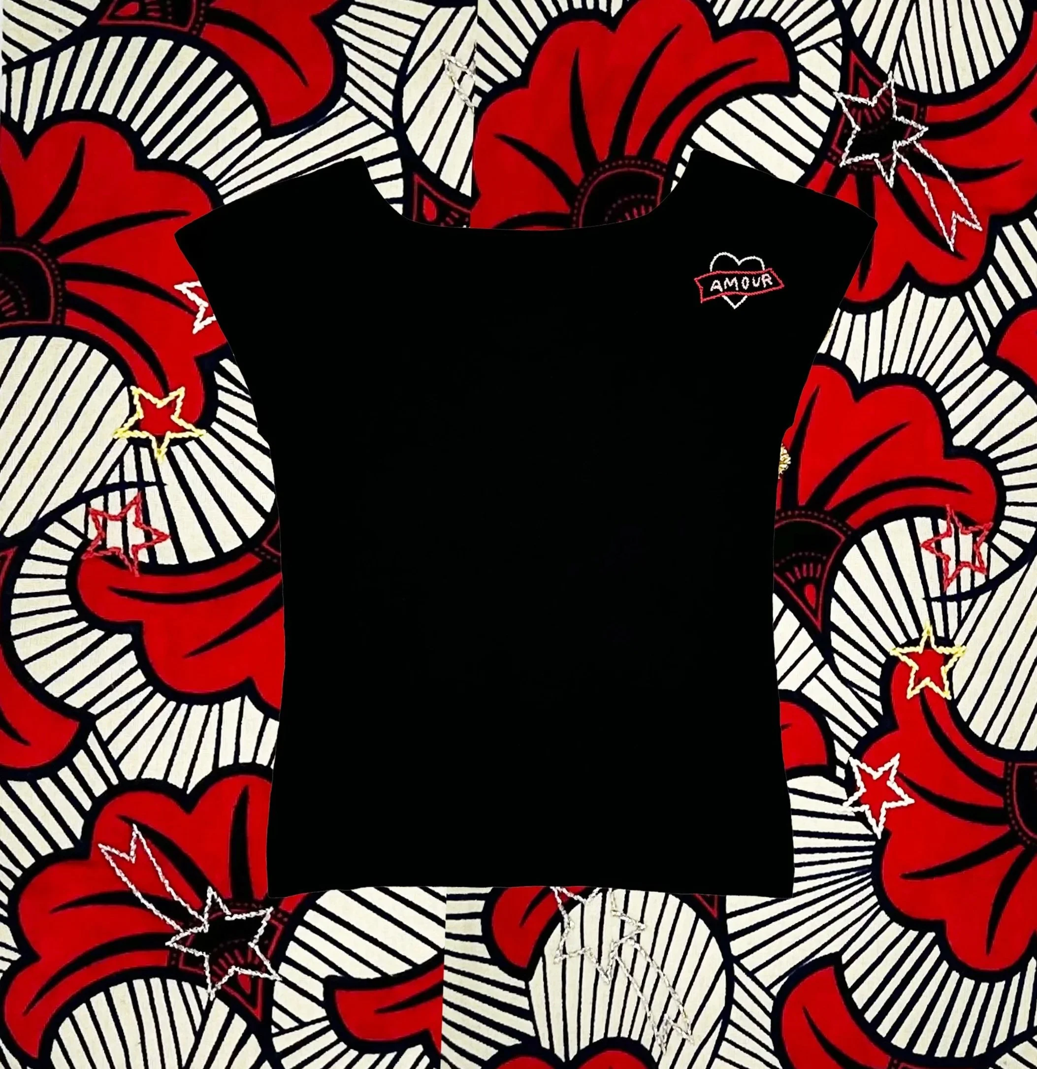 Capri+in+black+front.jpg+red.jpg