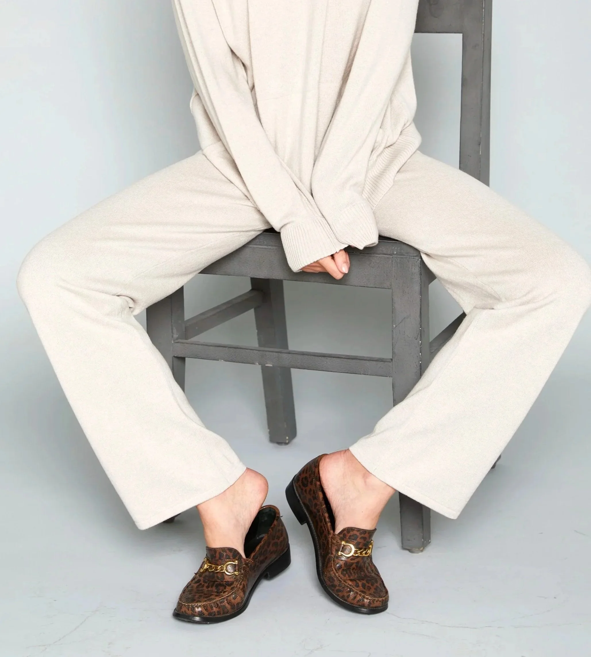 Lisbon in Pale Beige