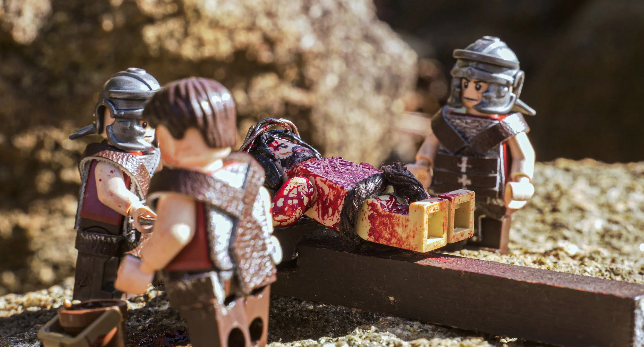 Screenshots-for-website_0005_THE_MESSIAH_A_BRICKFILM_MASTER-00.21.12.795.jpg