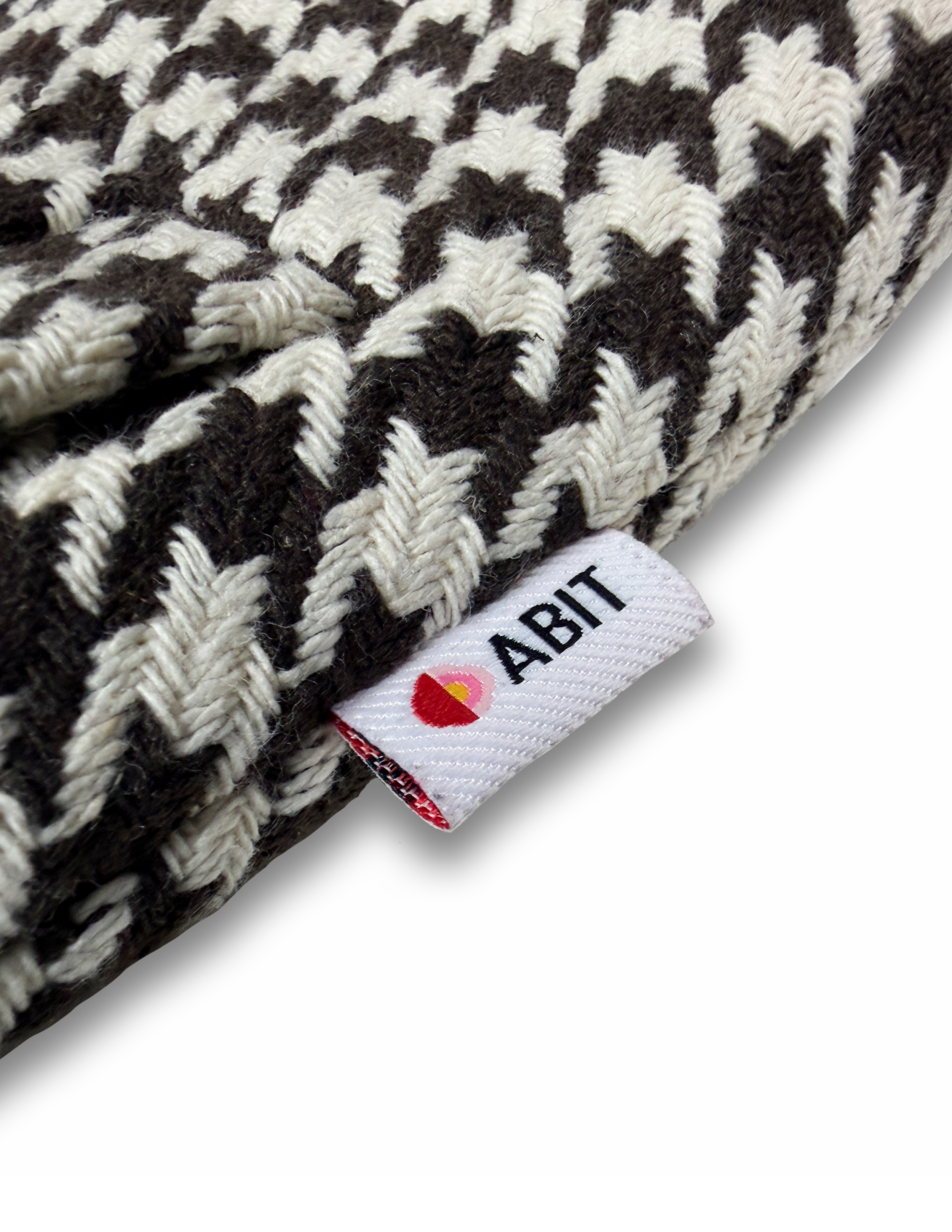 HOUNDSTOOTH LABEL FRONT.png