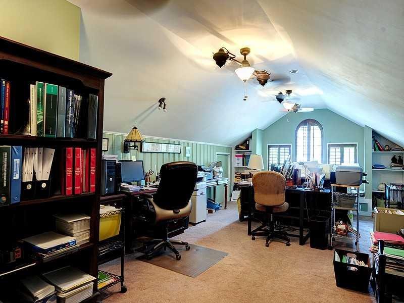 1064 Delaware | Ormewood Park | Bonus Room Before