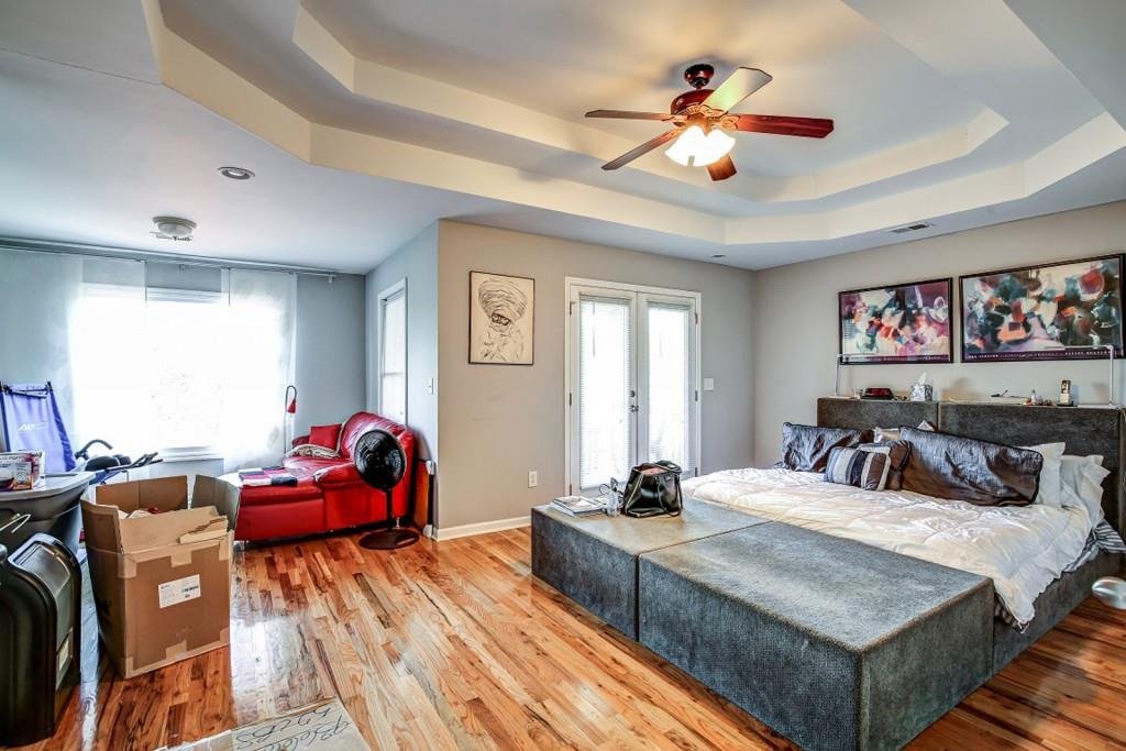 724 Connally | Summerhill | Primary Bedroom Before