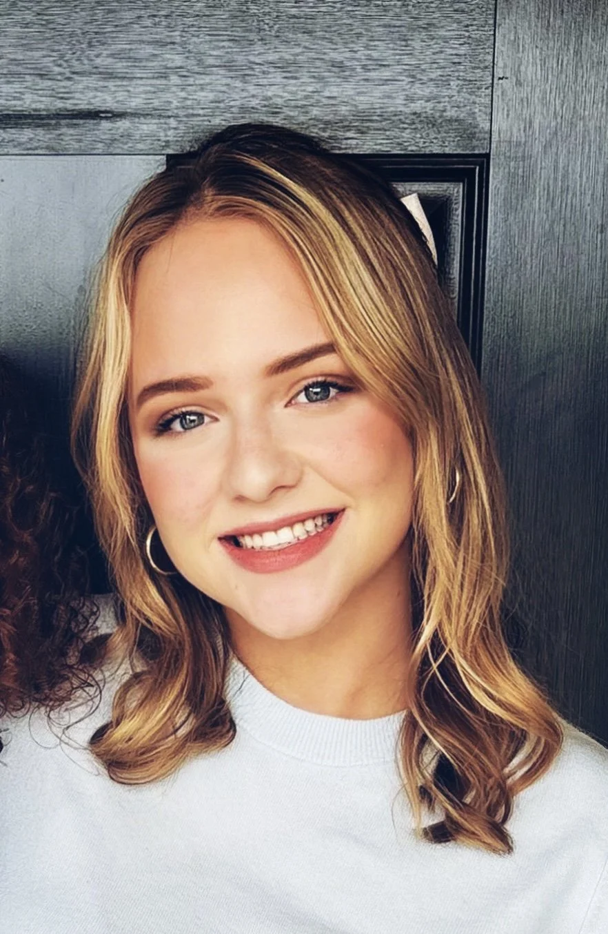 Jeslyn - Cosmetology Assistant