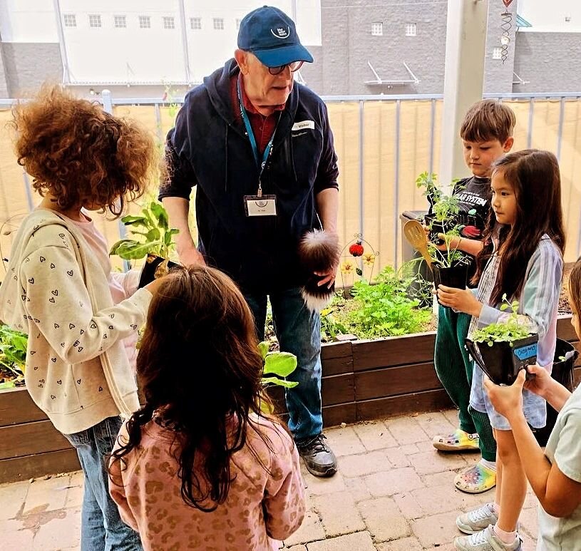 School Leaders, our application for 2024-2025 The Chef in the Garden is now open! Applications are due Friday, April 26th at 11:59pm. 

Apply at bluewatermelonproject.org/chef-in-the-garden-application

#chefinthegardenaz
