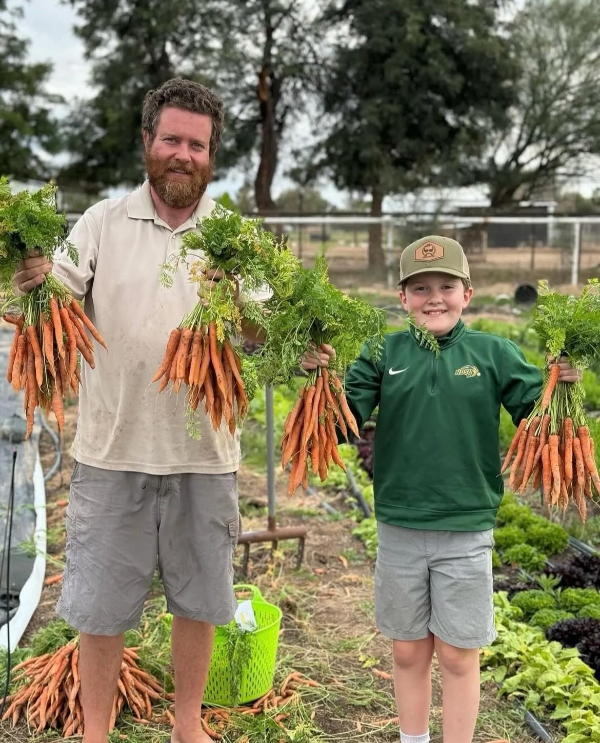 This month, students have the opportunity to taste Jericho lettuce grown specifically for our program at Ocotillo Farm in San Tan Valley, AZ📍

Ocotillo Farm is a small regenerative produce farm growing beautiful vegetables and salad greens. 🥬 🥕Fou